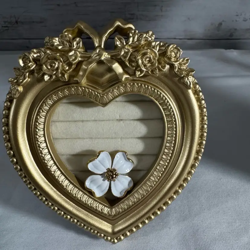J39 - Monet Dogwood Brooch
