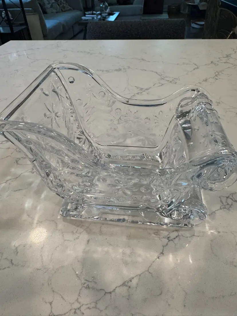 🪹Mikasa Crystal Christmas Sleigh Candy Dish