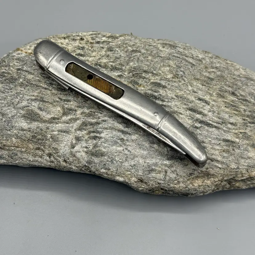 vintage fishing pocket knife