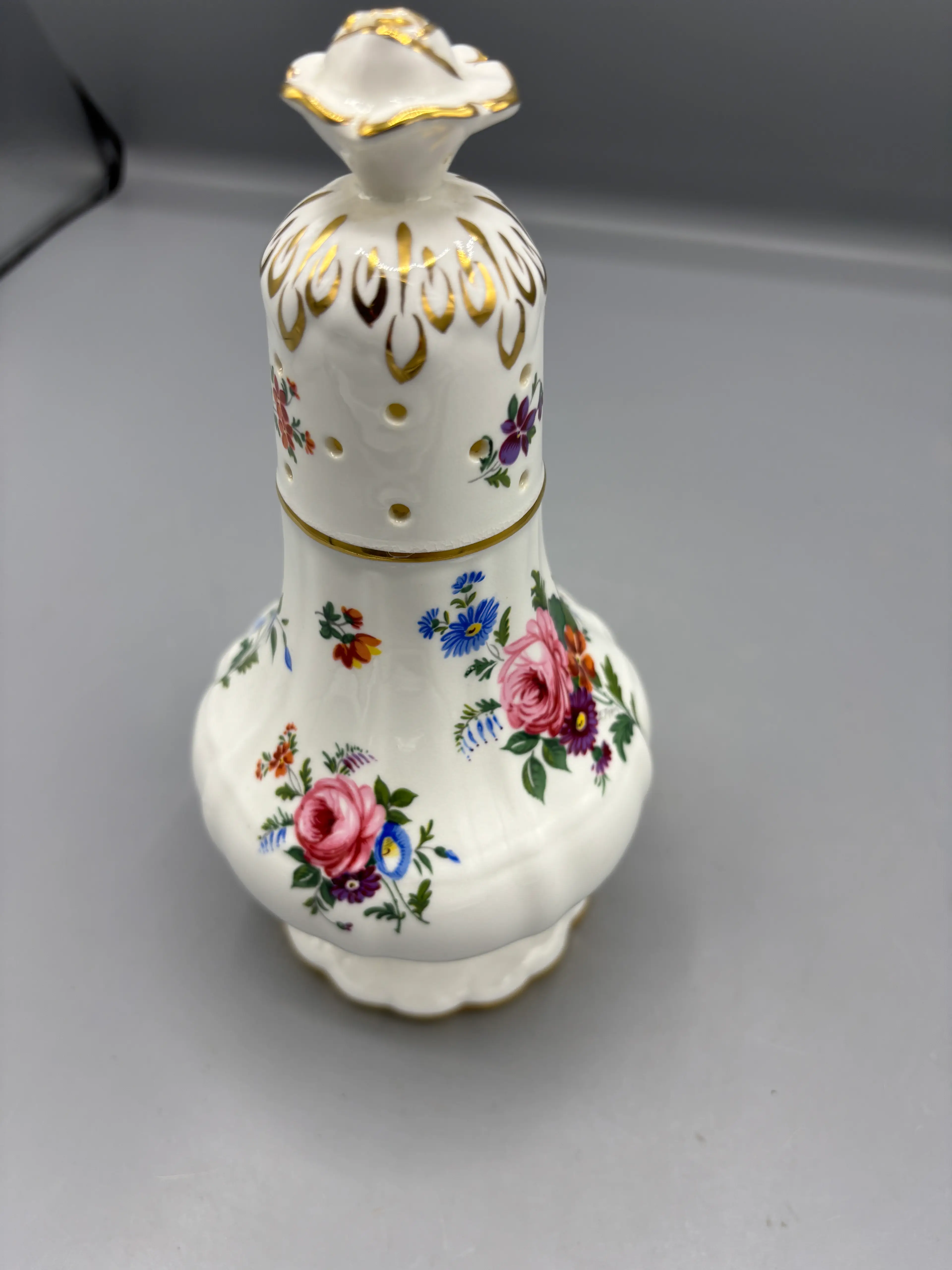 Image 4 of 5