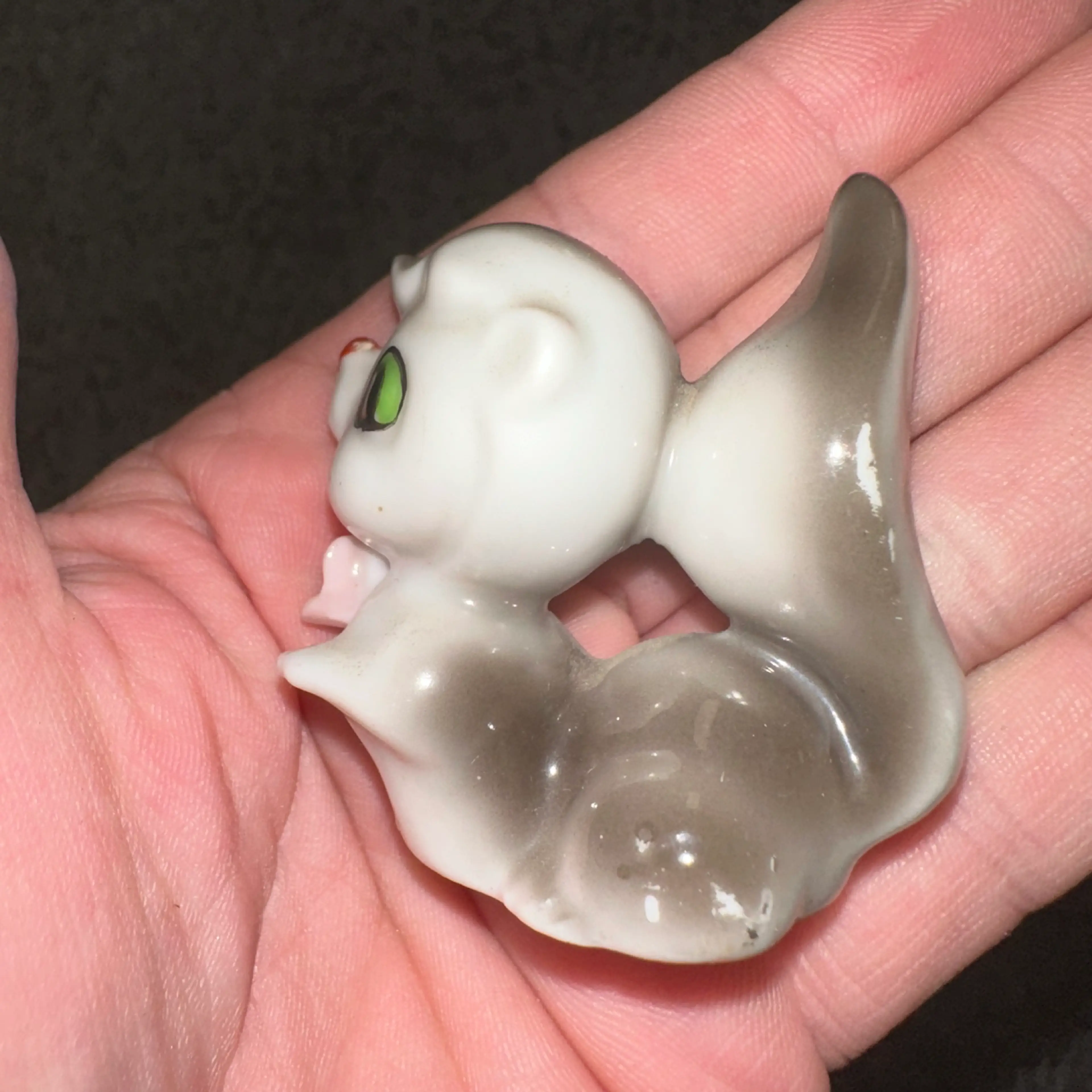 Image 3 of 4