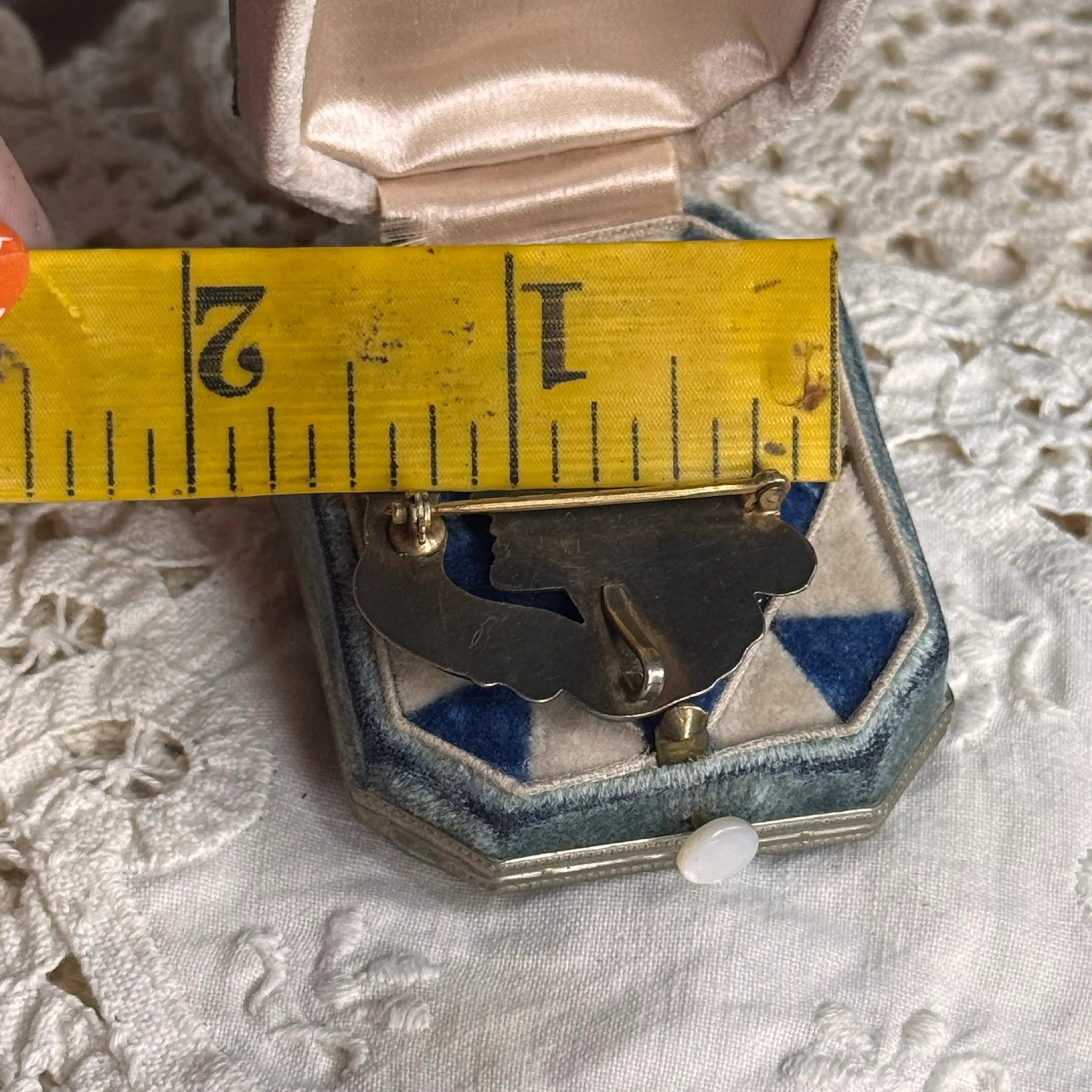 Image 3 of 3