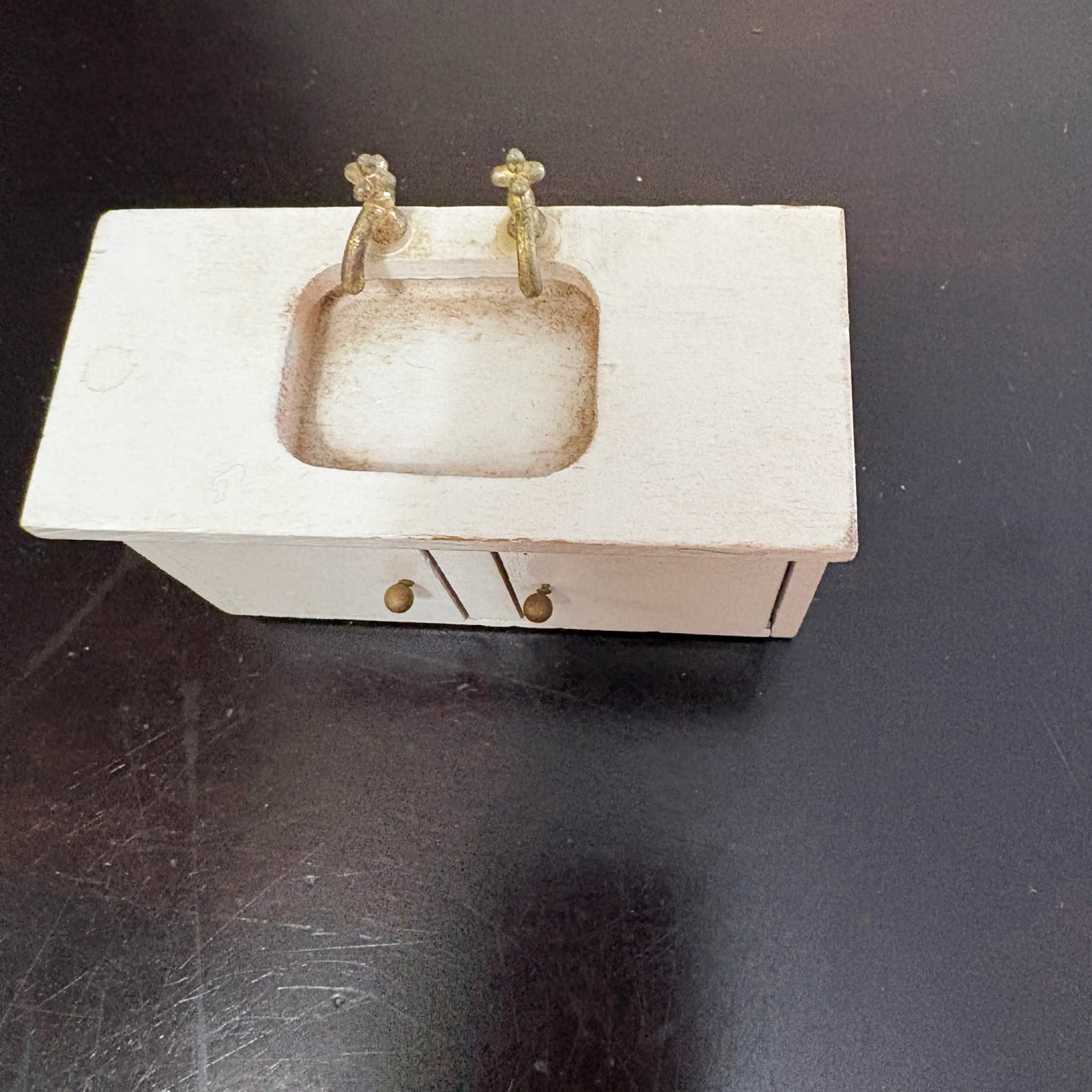 Image 3 of 6