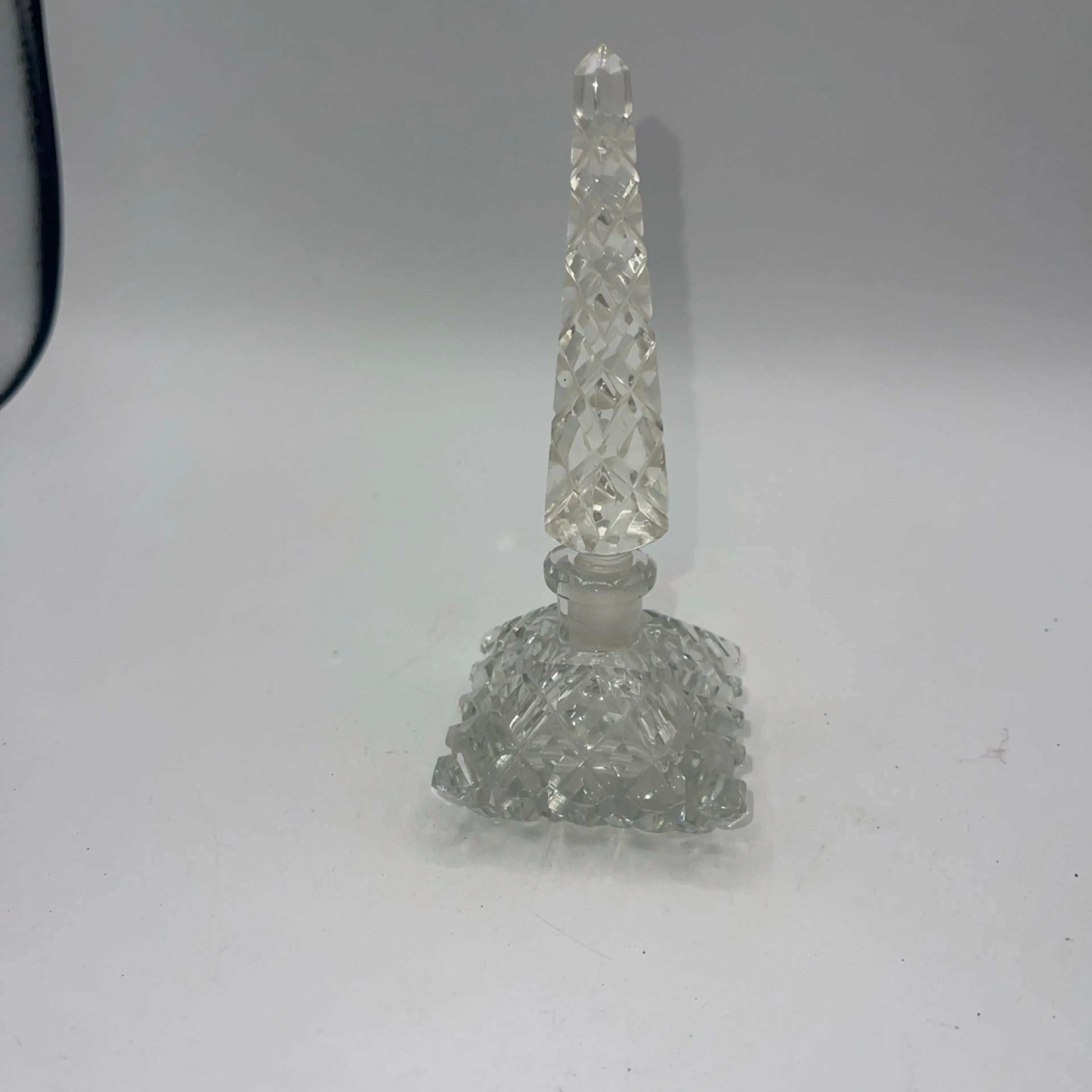 Image 2 of 8