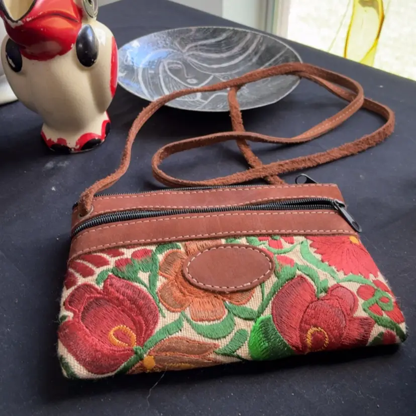 Floral Stitched Crossbody Handbag