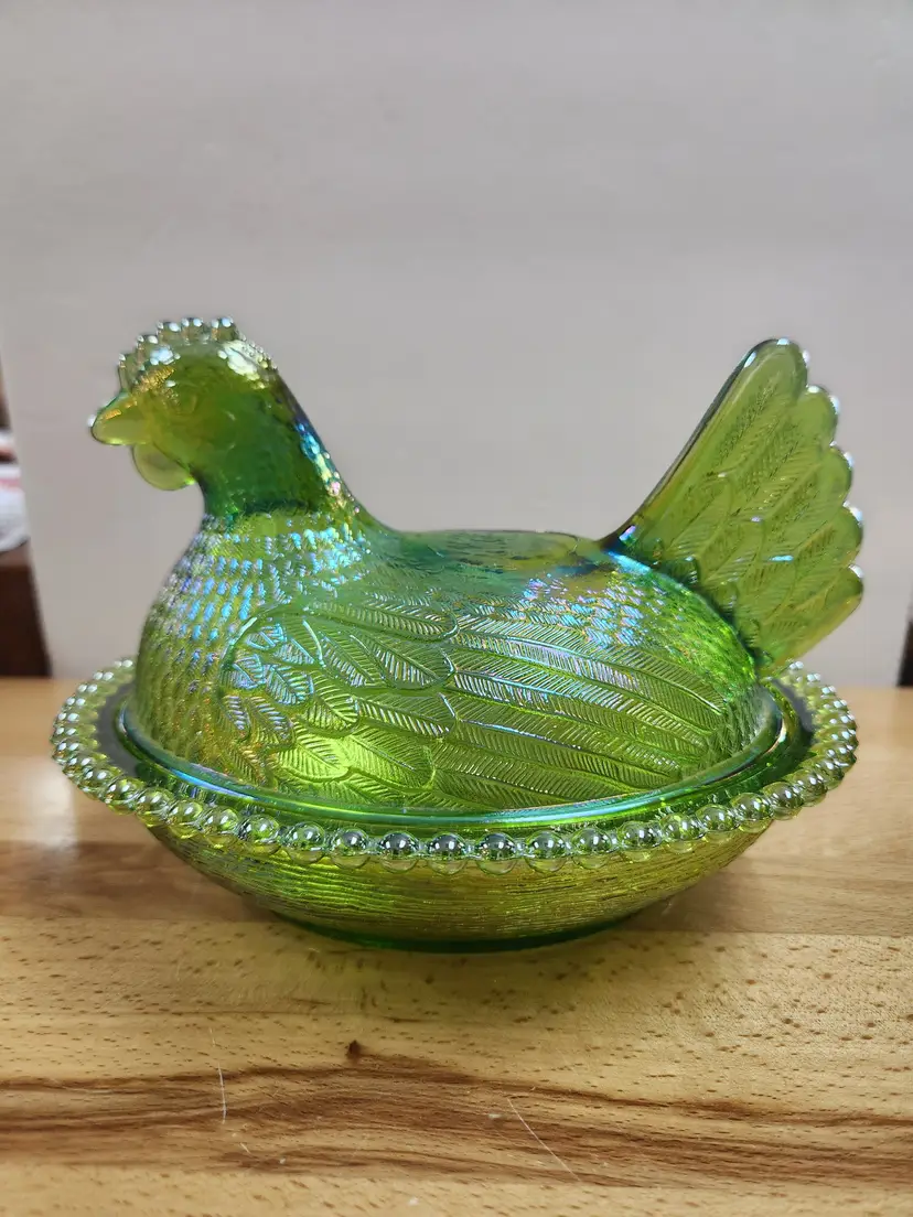 Vintage Indiana Glass Iridescent Hen On Nest