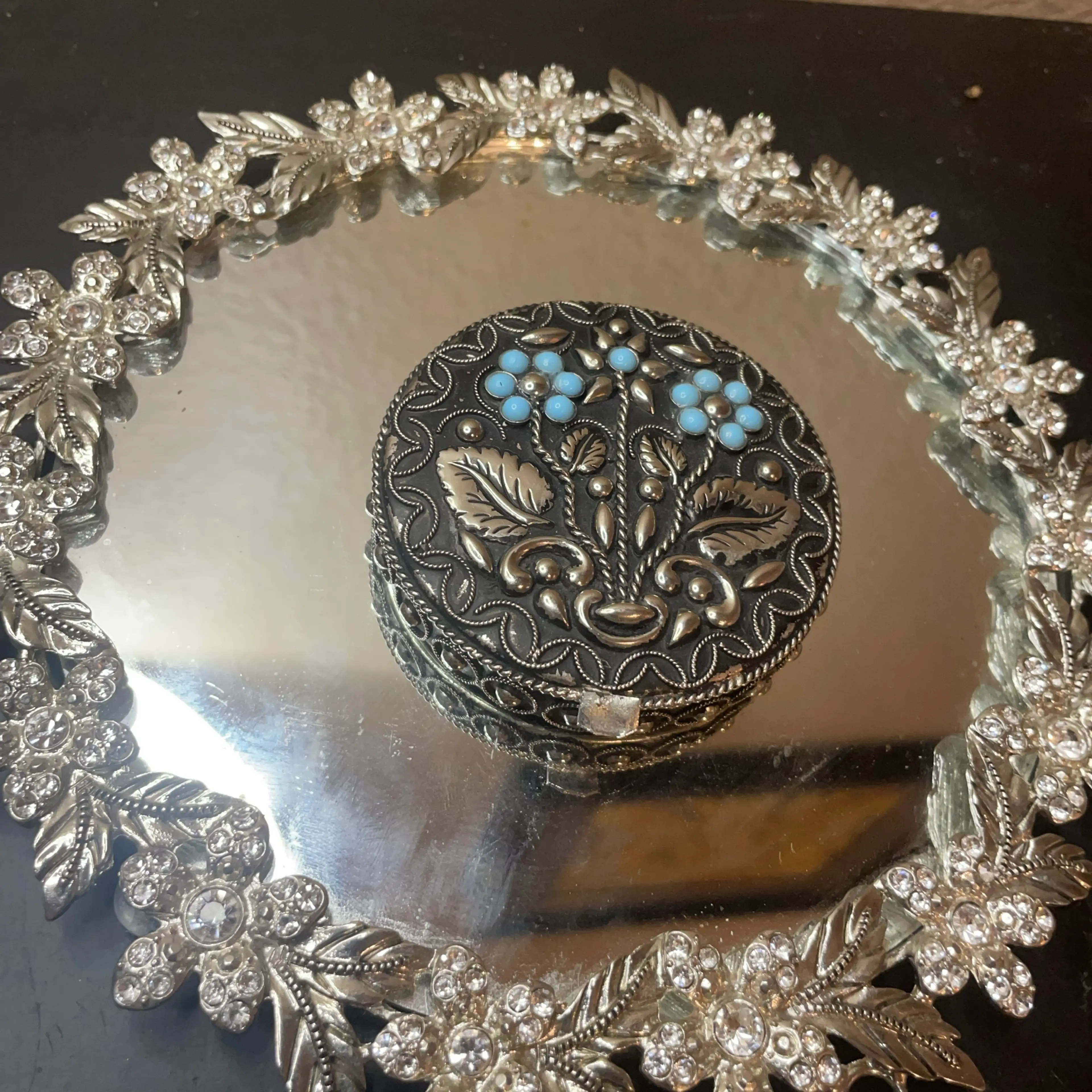 Image 2 of 5