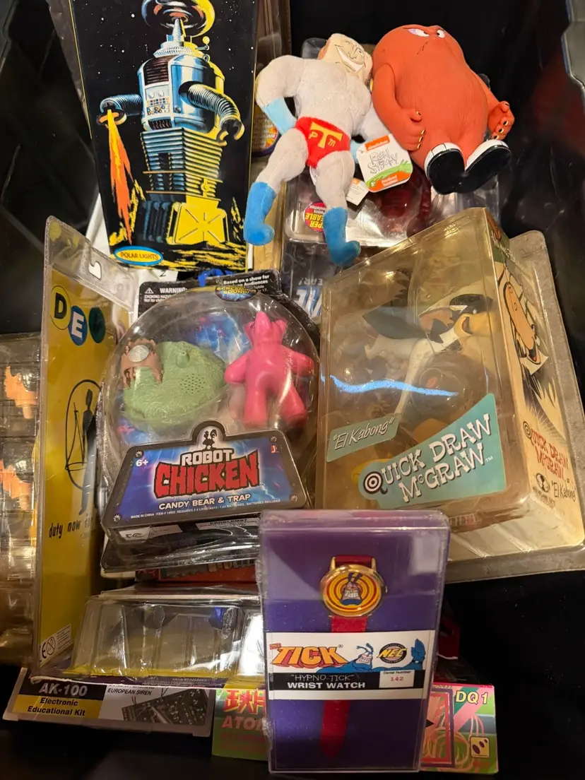 Toy Auction. Tons Of Goodie’s “Girlie Toys Also” New And Loose Toys Vintage And Modern.