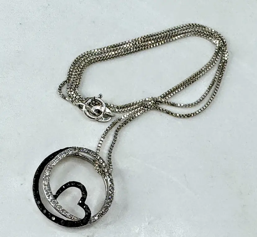 Genuine Black & White Diamond Double Heart Pendant Necklace 18" 3.3g JR2101
