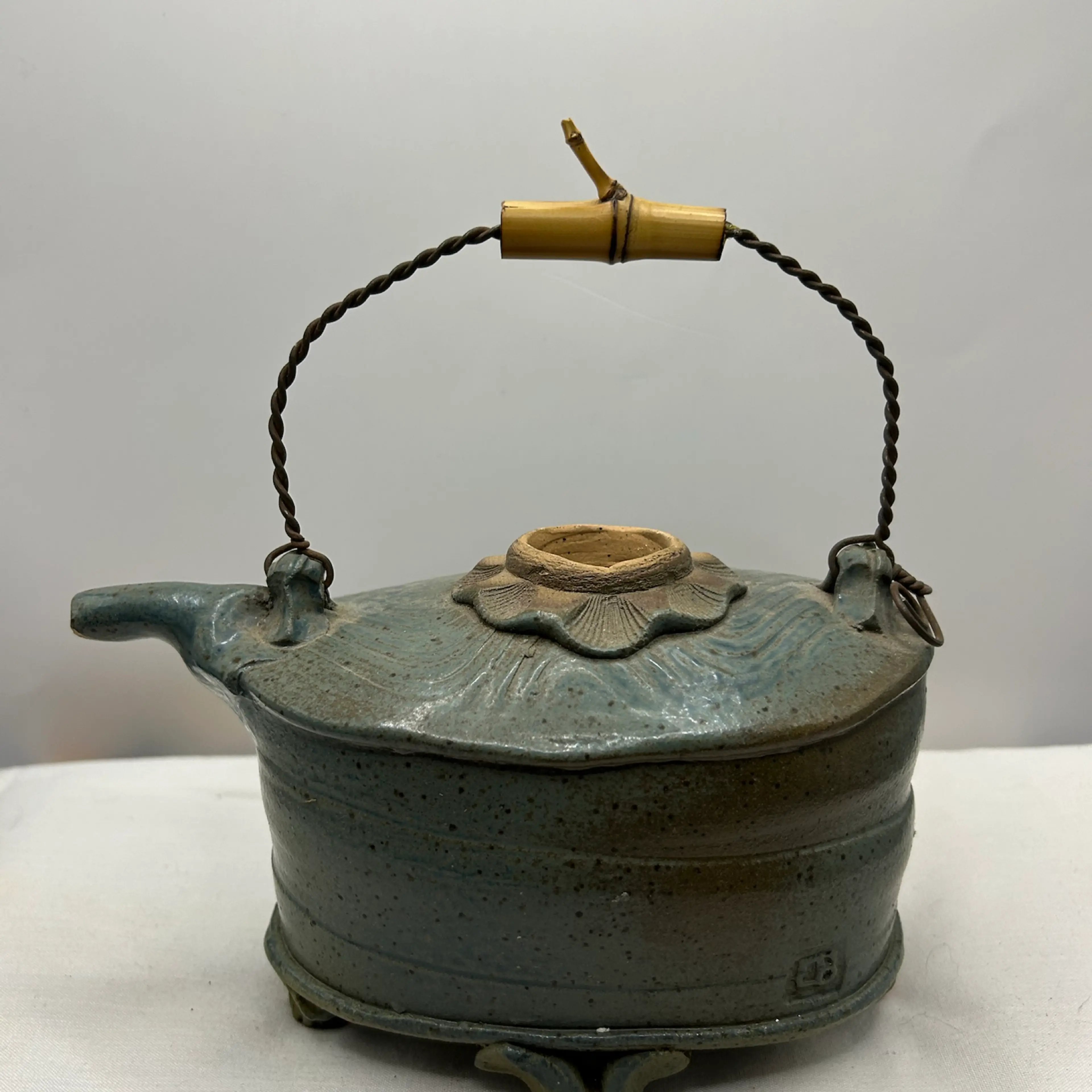 Image 2 of 3