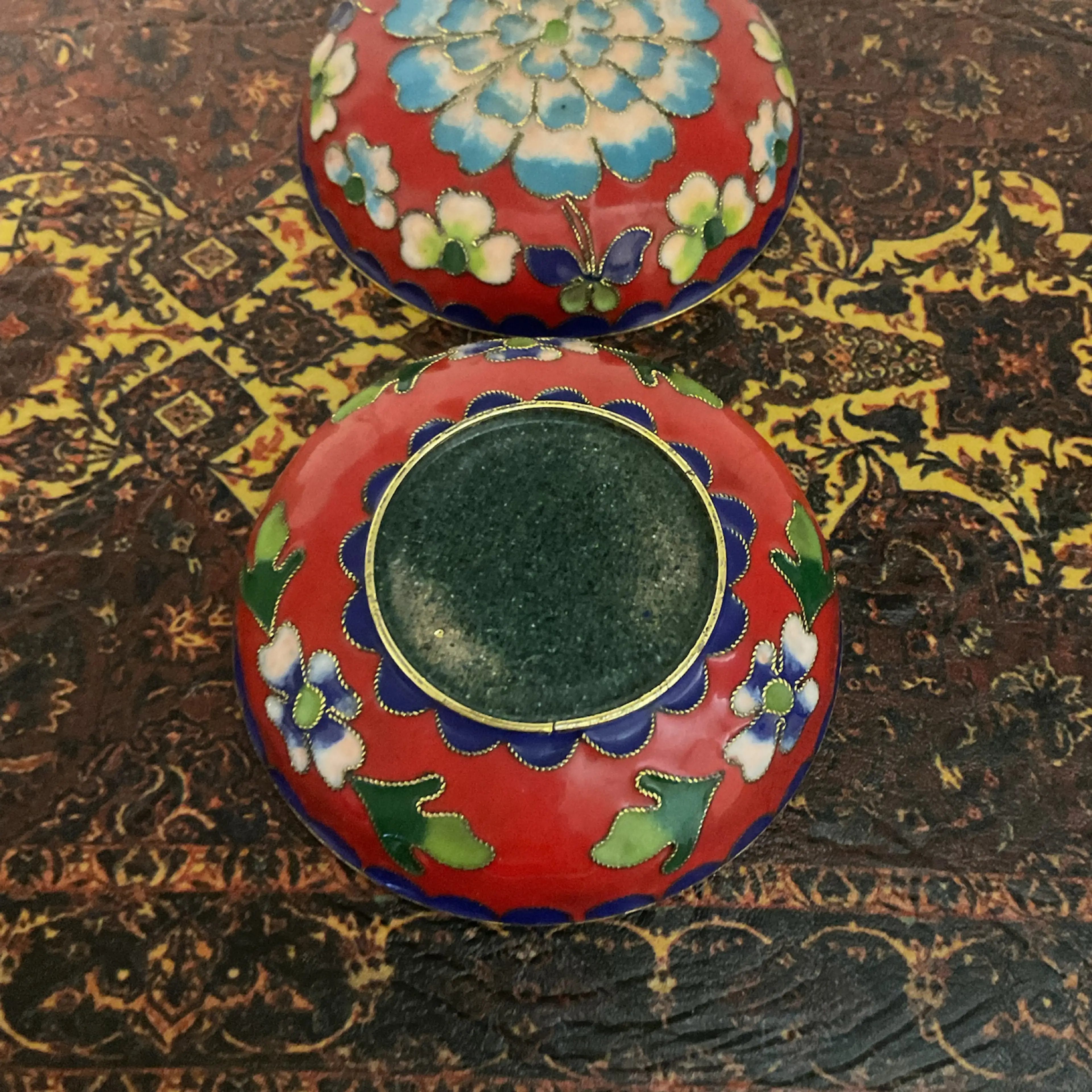 Image 3 of 3