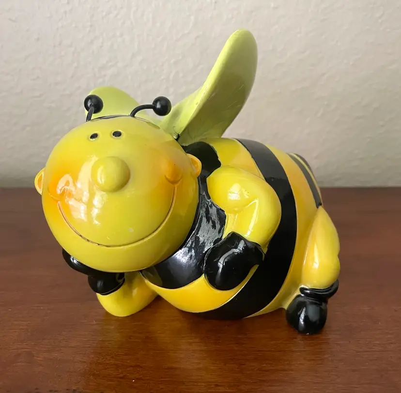 Bumblebee Resin Coin Bank with Original Stopper Shelf Decor