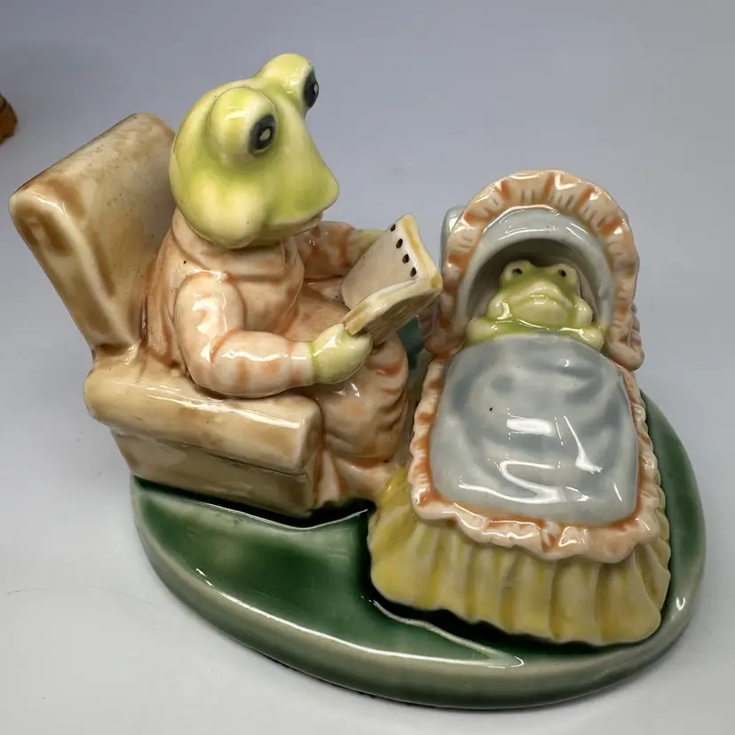 Vintage 1970 Albert Kessler Mama Frog Reading to Baby Frog Porcelain Figurine