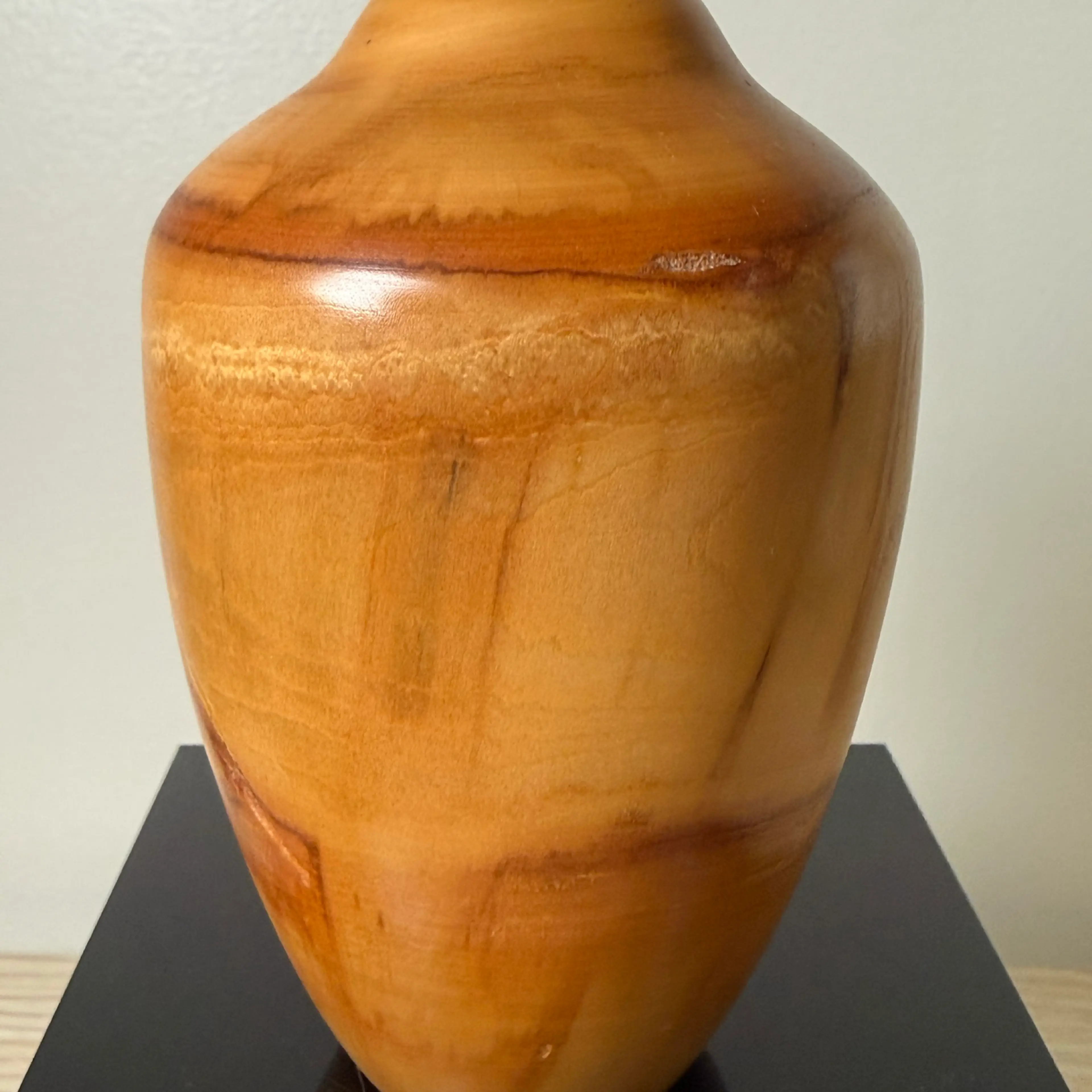 Image 2 of 6