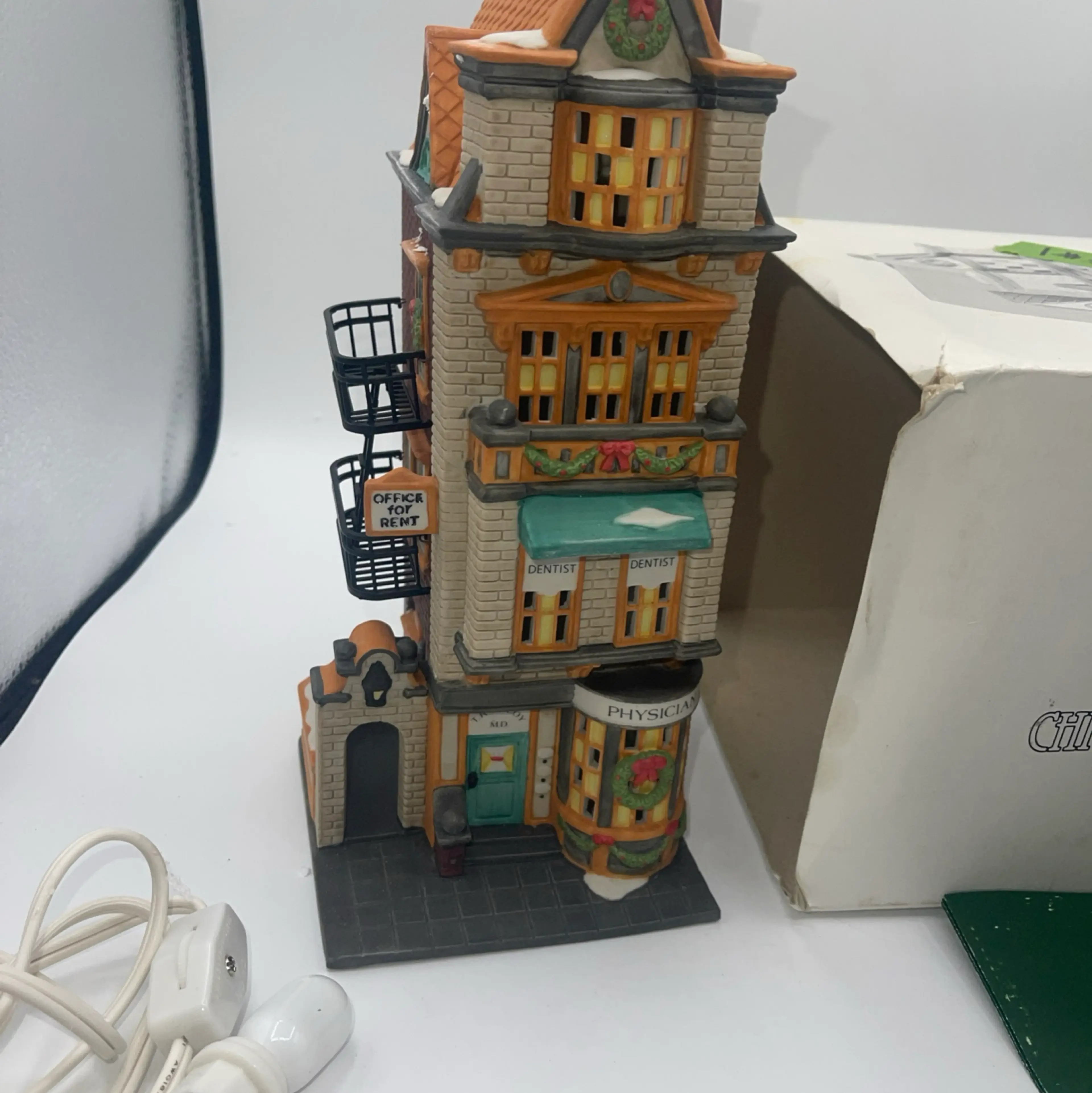 Image 2 of 11