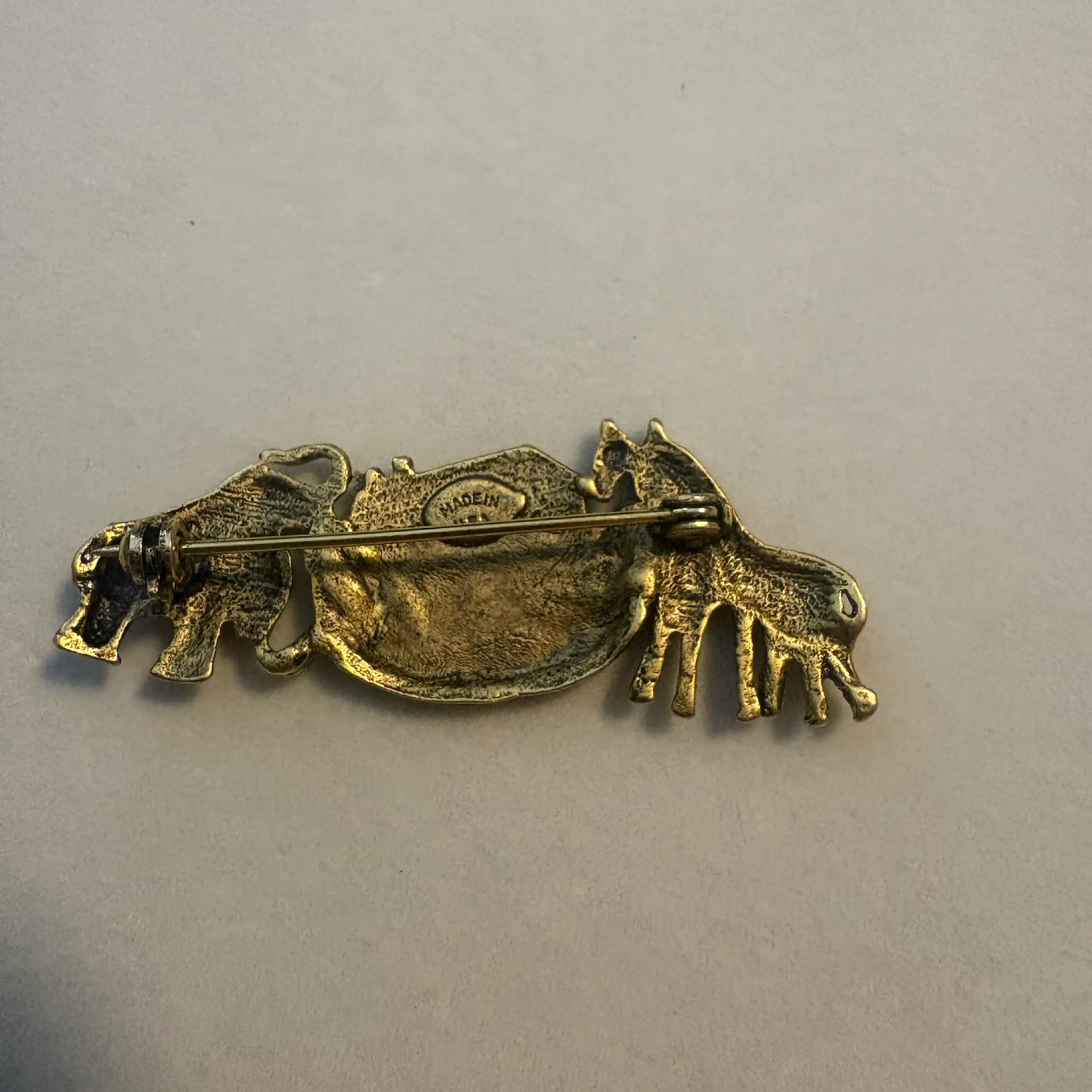 Image 2 of 4