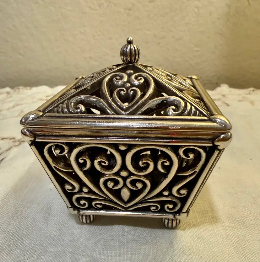 Vintage Brighton Silver Plate Heart Filigree Small Trinket or Ring Box Signed