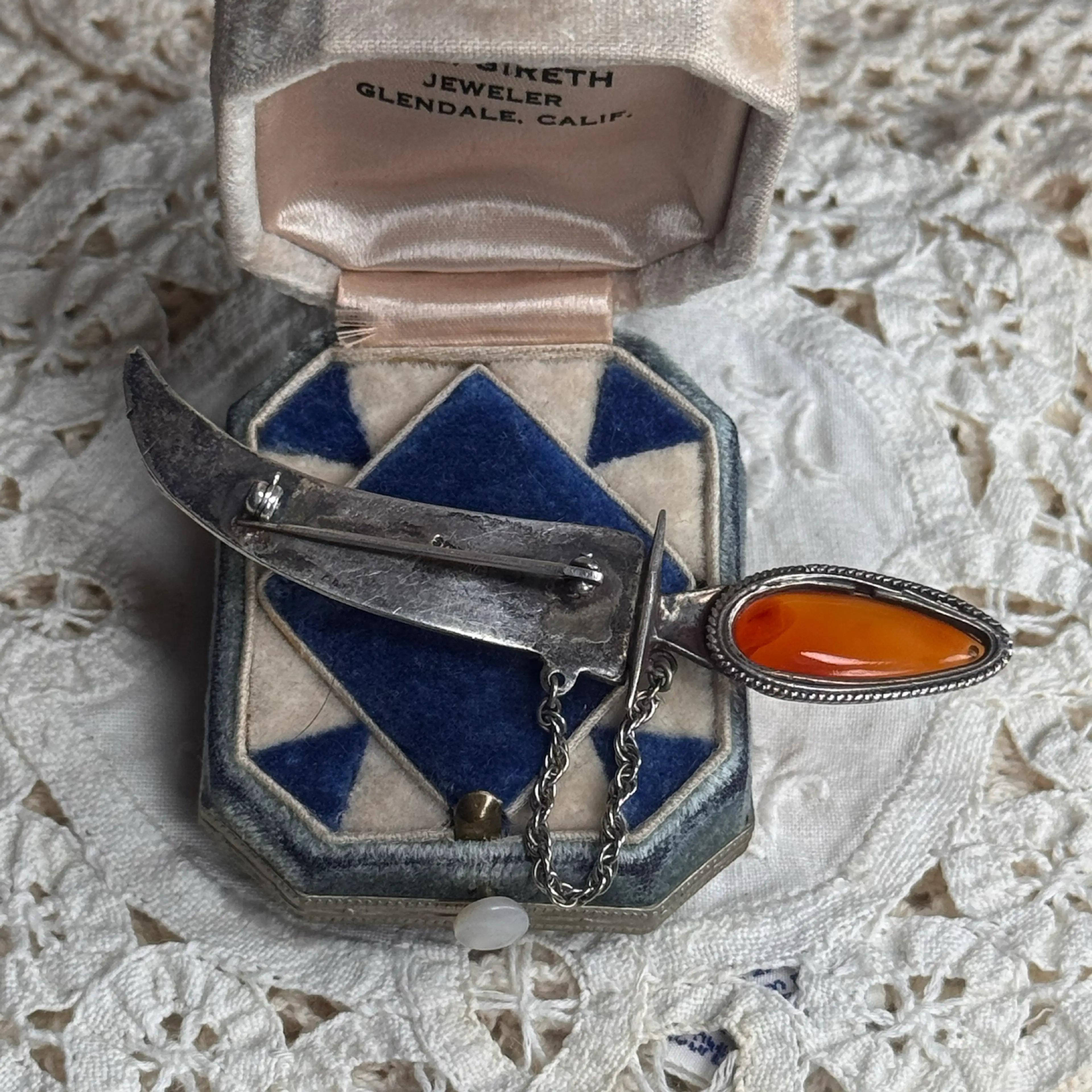 Image 2 of 3