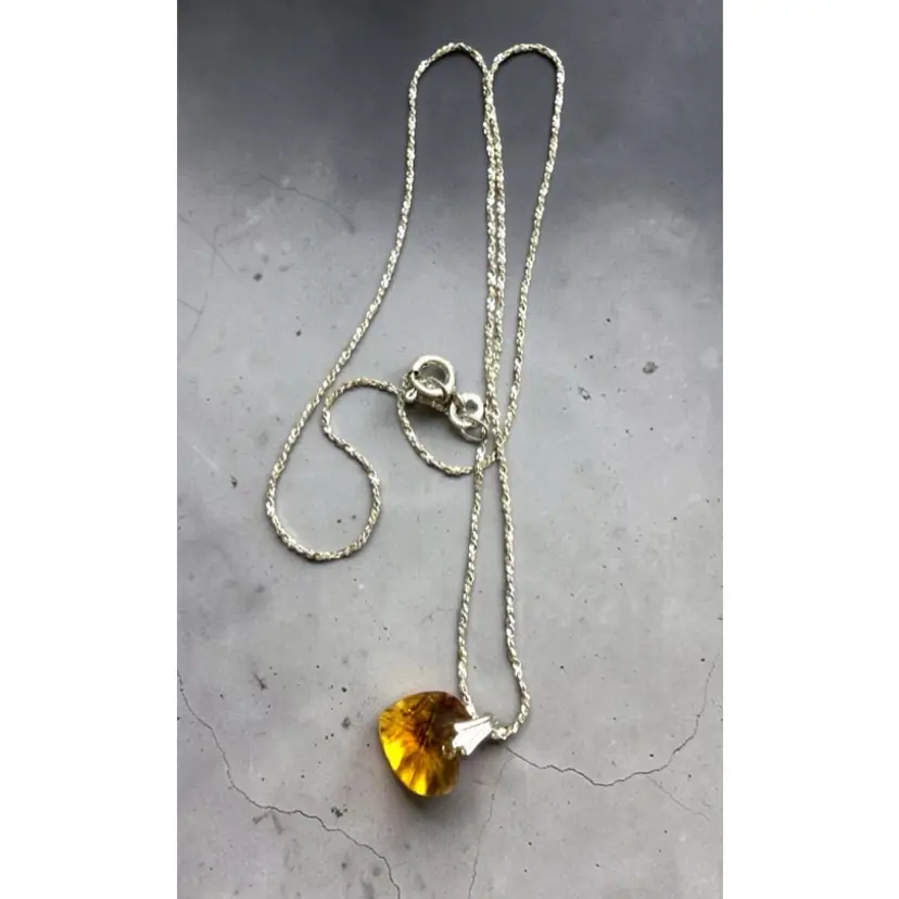 Small Glass Topaz Heart On 16” Sterling Silver Twisted Serpentine Chain - Tested