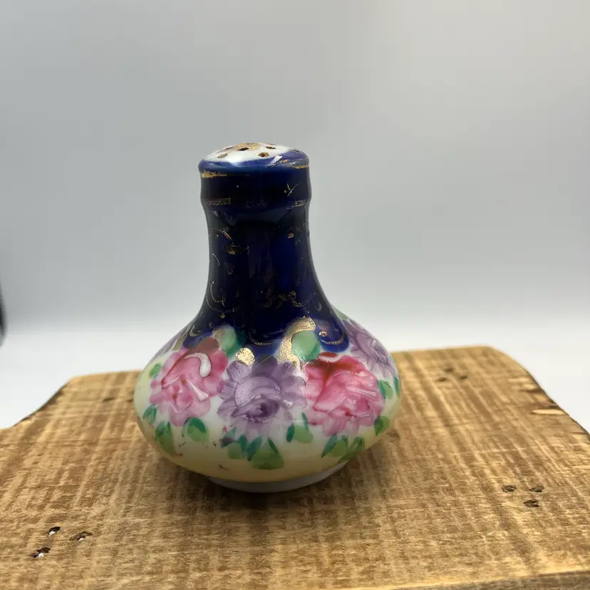 Porcelain Shaker/ Hatpin Holder
