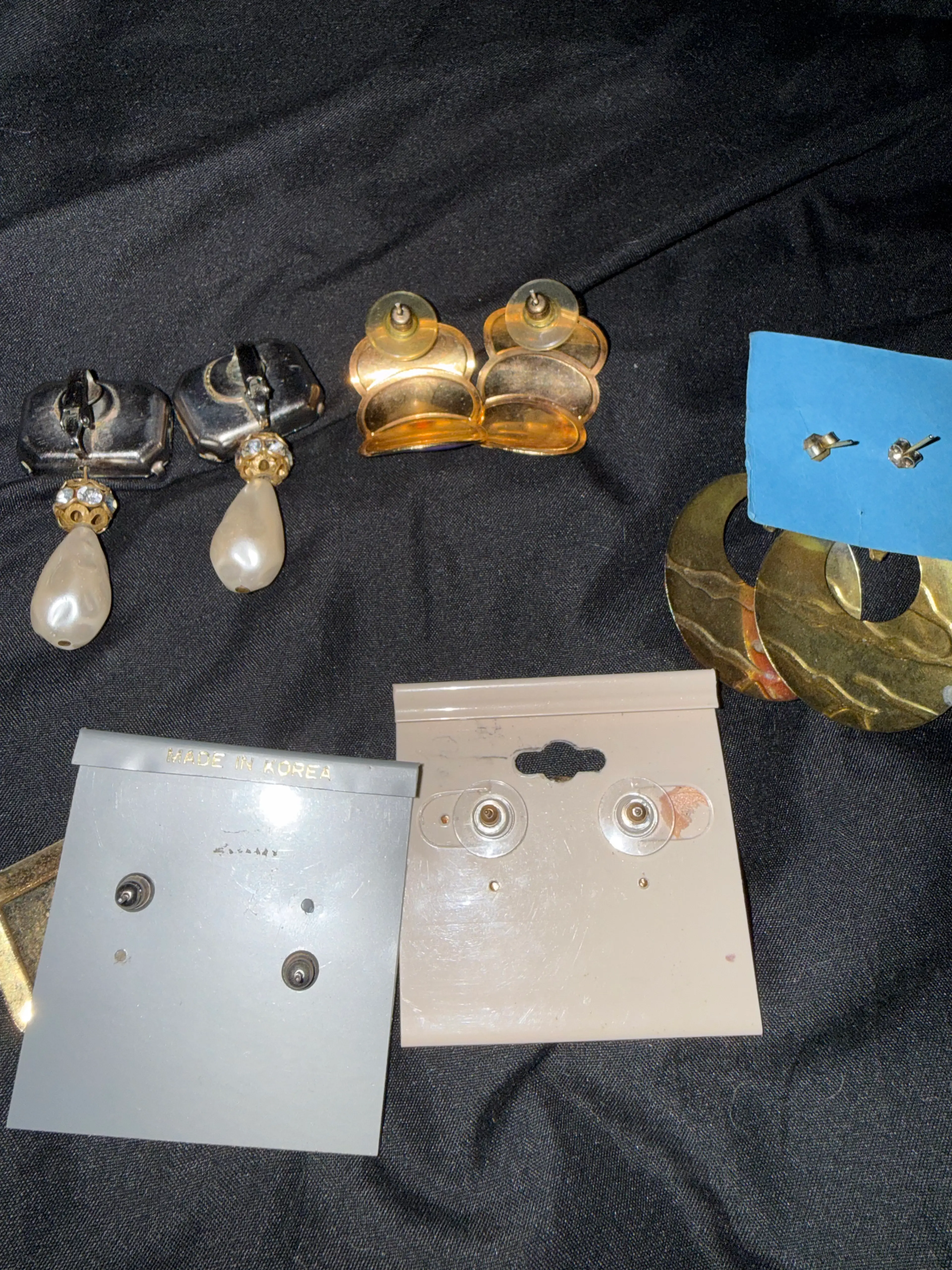 Image 4 of 6
