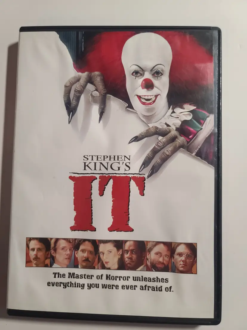 IT - 1990