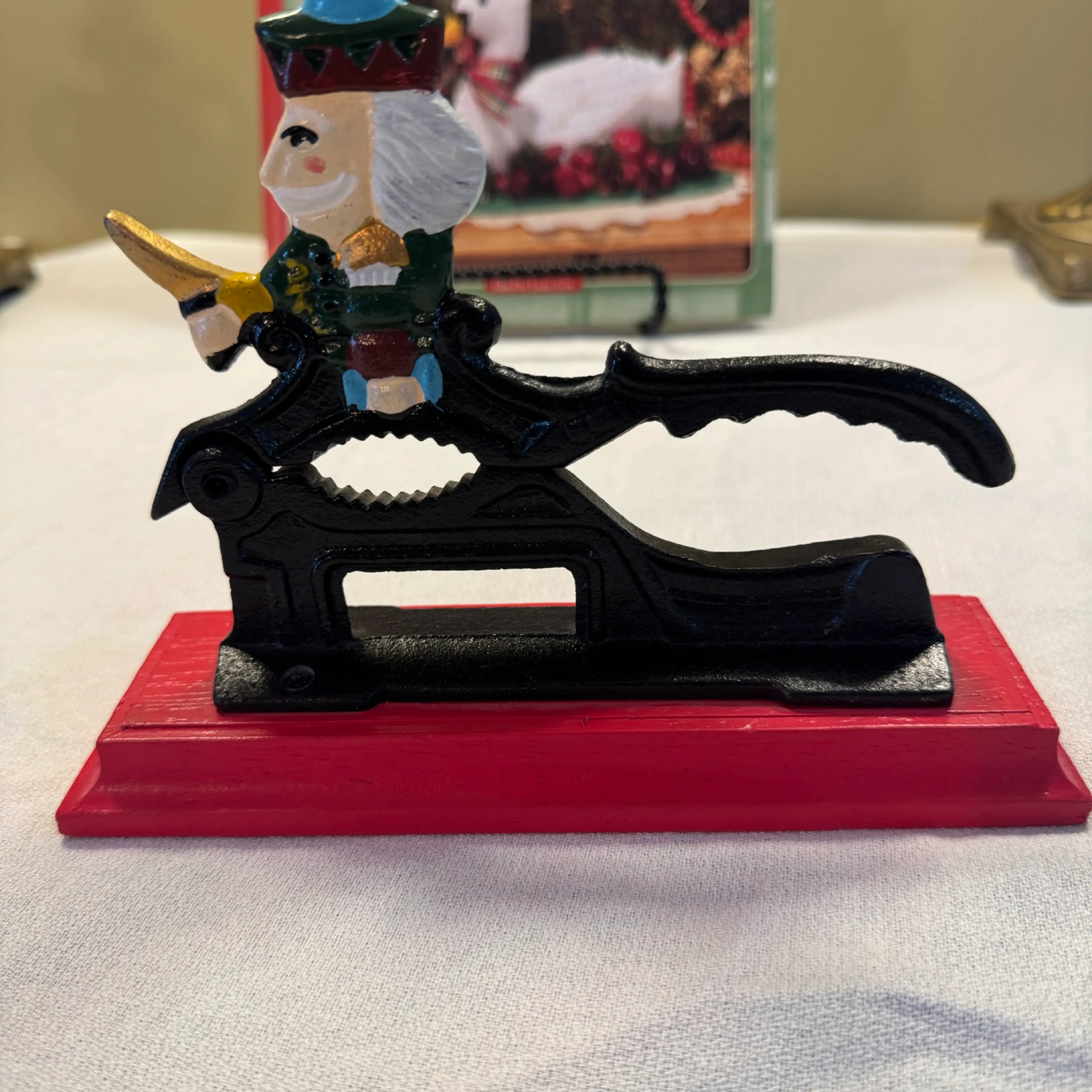 Image 2 of 7