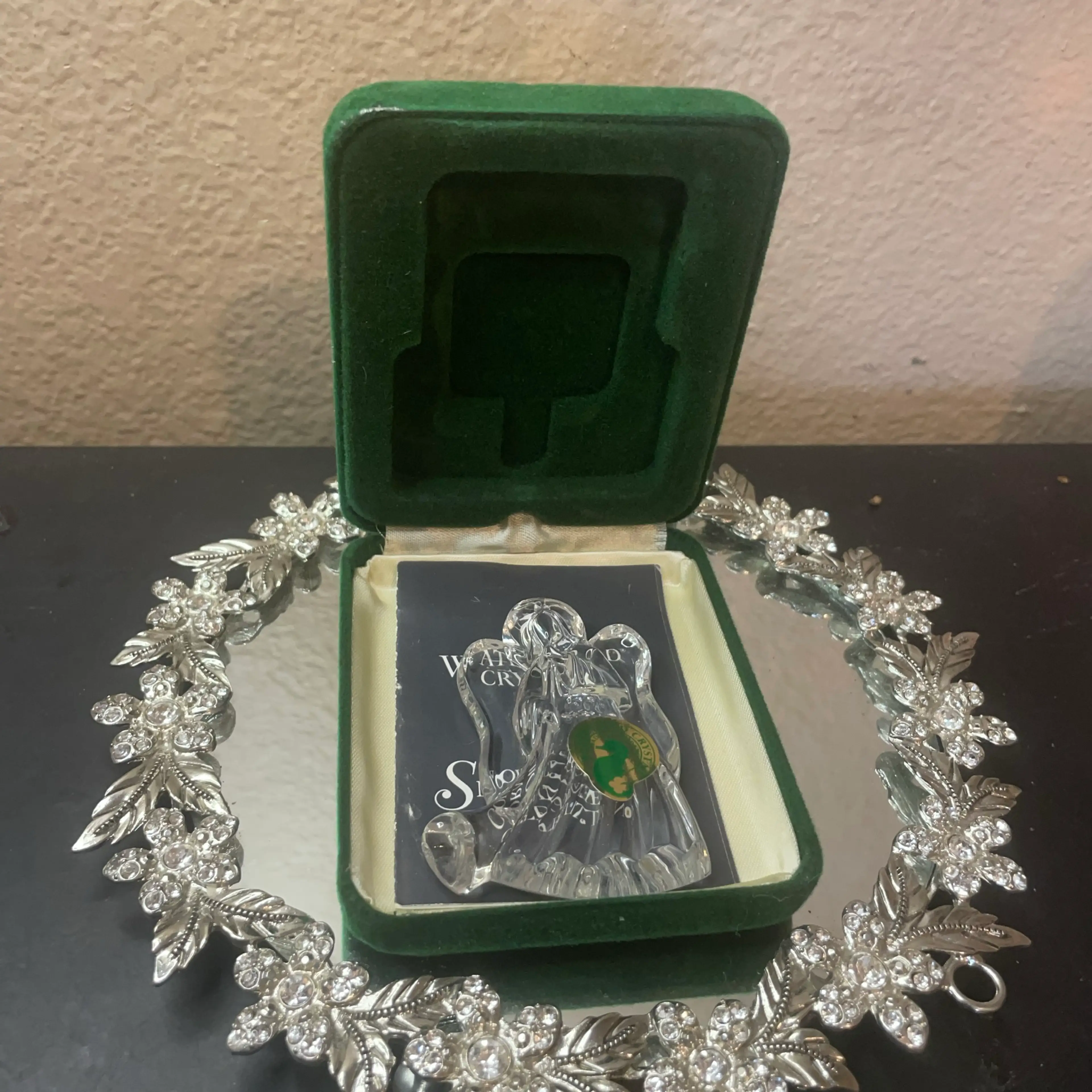 Image 2 of 6