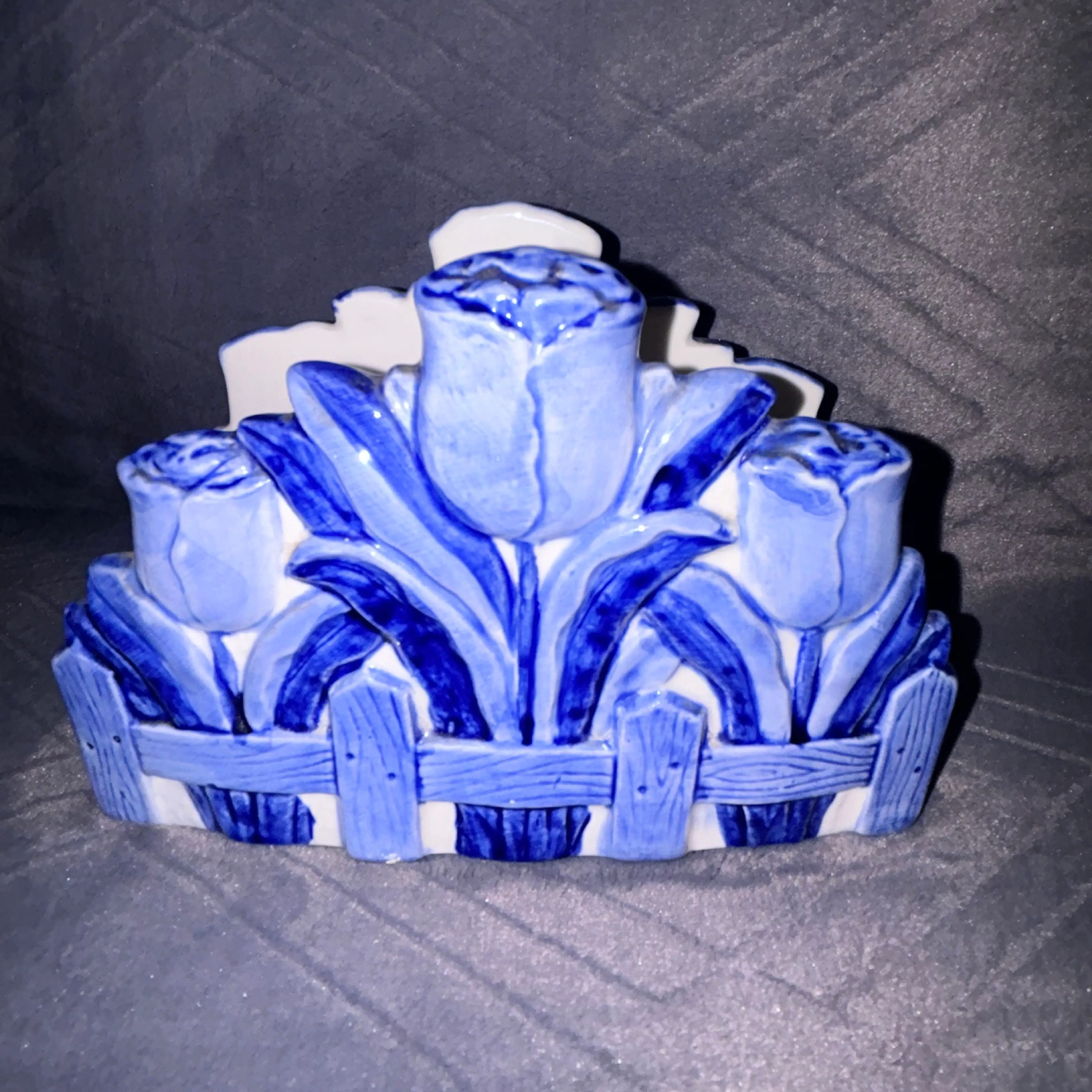 Image 1 of 7