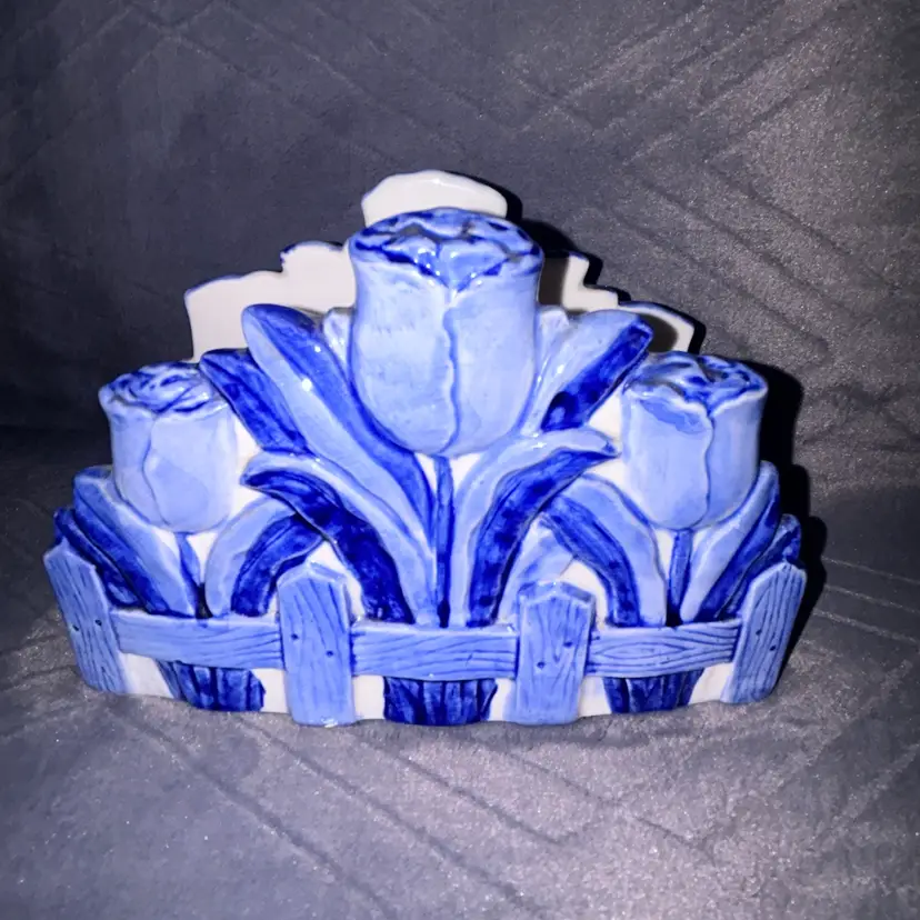 Vintage Delft Blue Ceramic Tulips & Picket Fence Napkin Holder