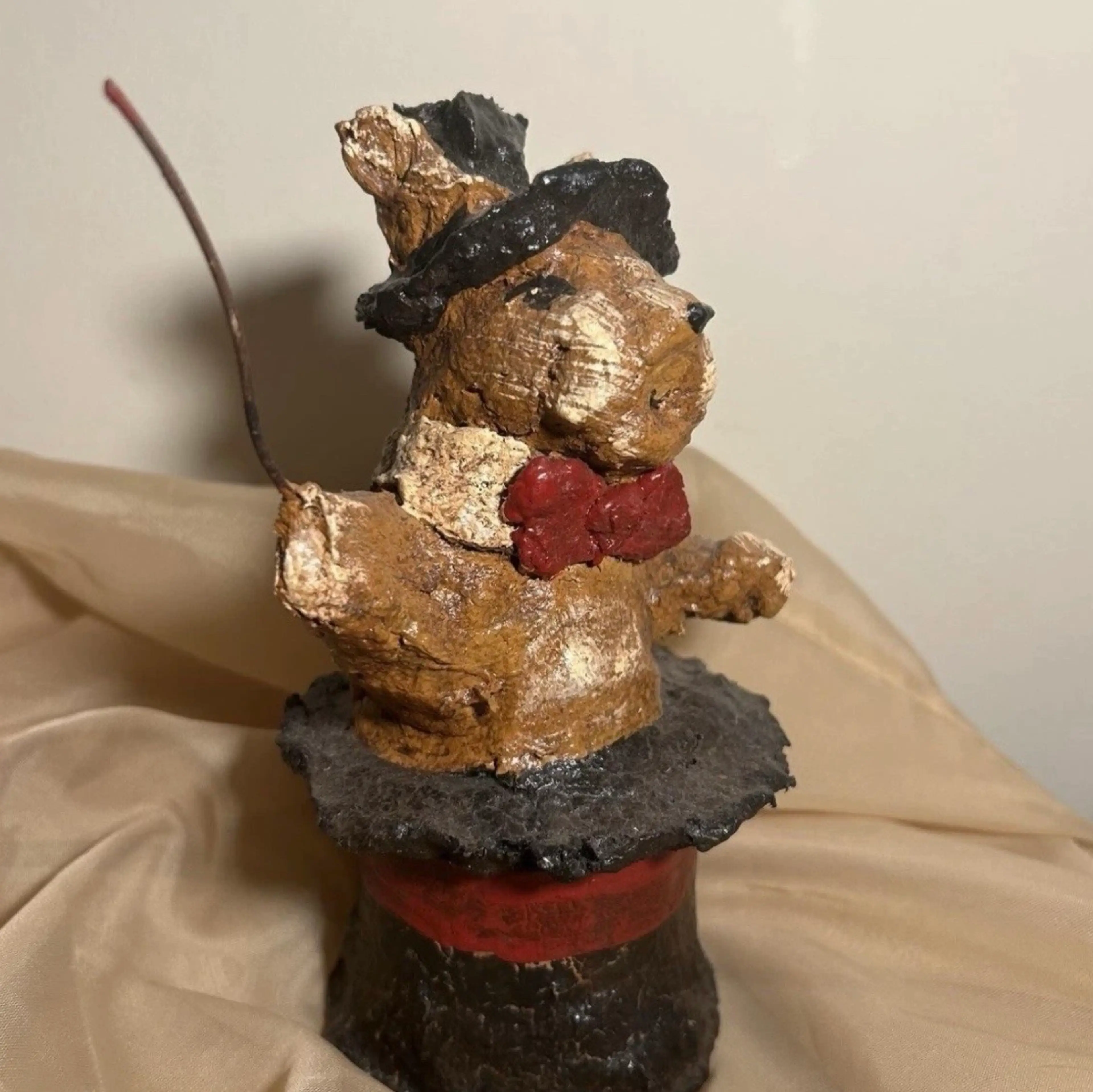 Image 3 of 8
