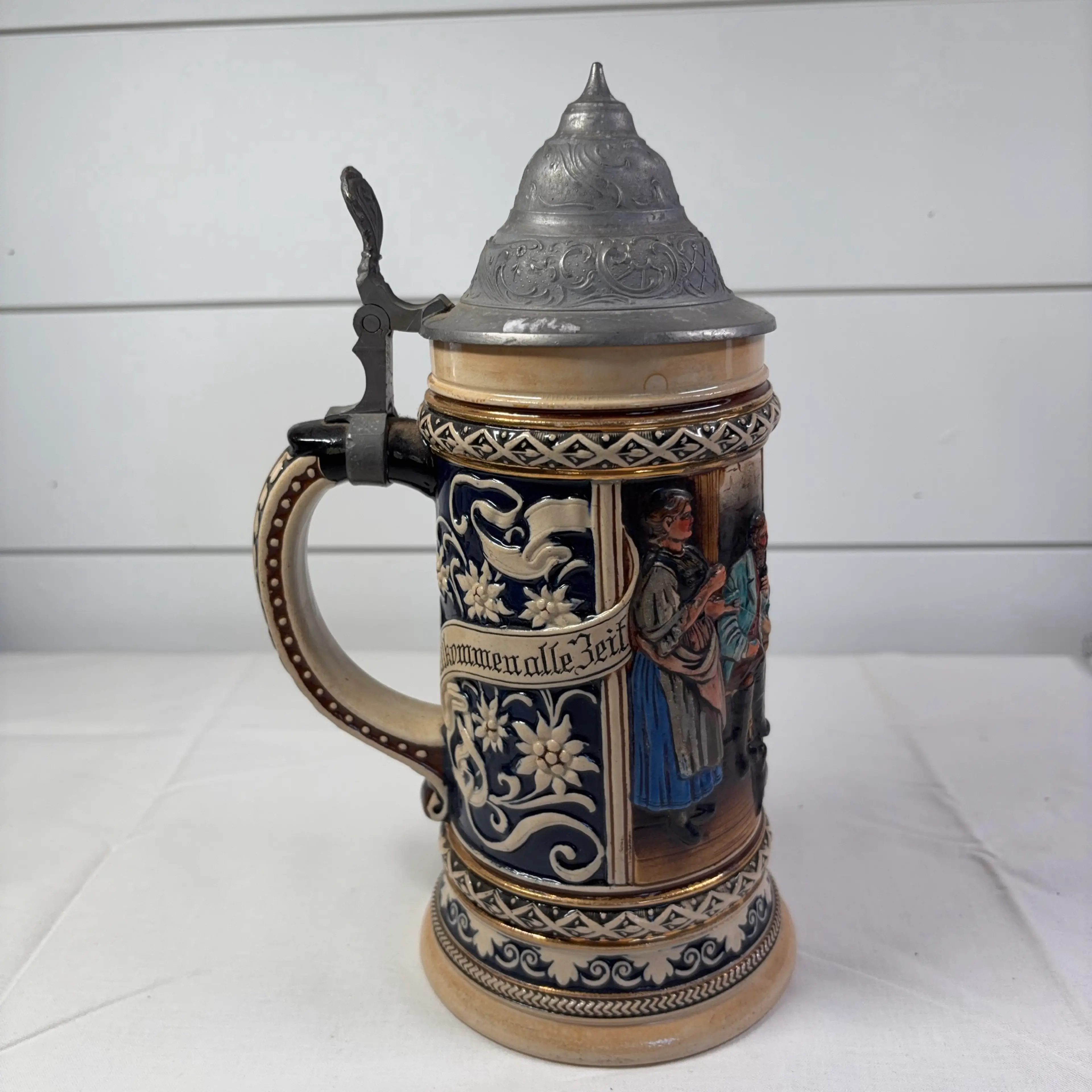 Image 3 of 6