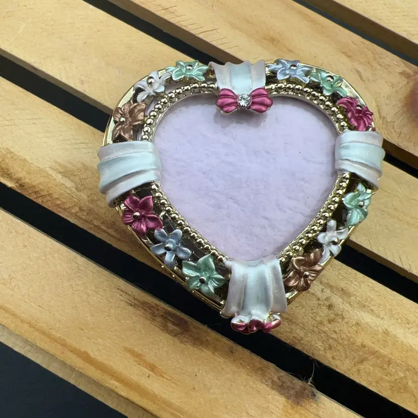 Heart Shaped Enamel Trinket Box Mini Photo Holder