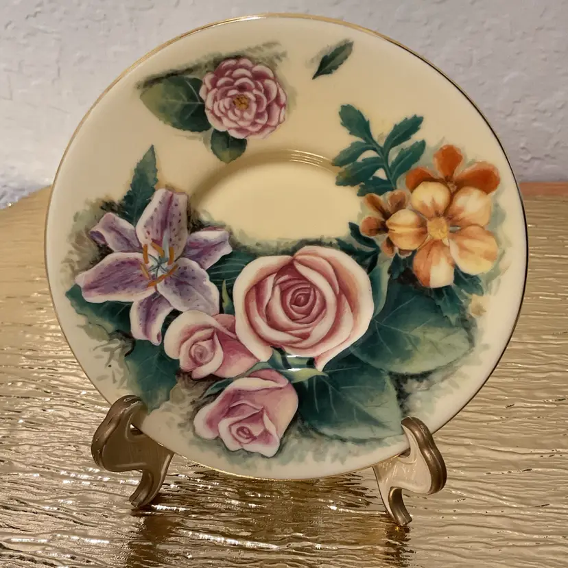🎉”Sonnet Of Love” Bone China Saucer