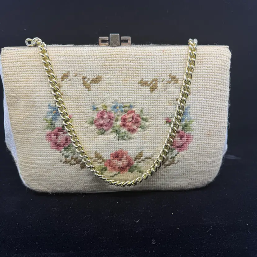 Vintage 1950s Floral Embroidered  Needlepoint Purse Handbag Chain Strap