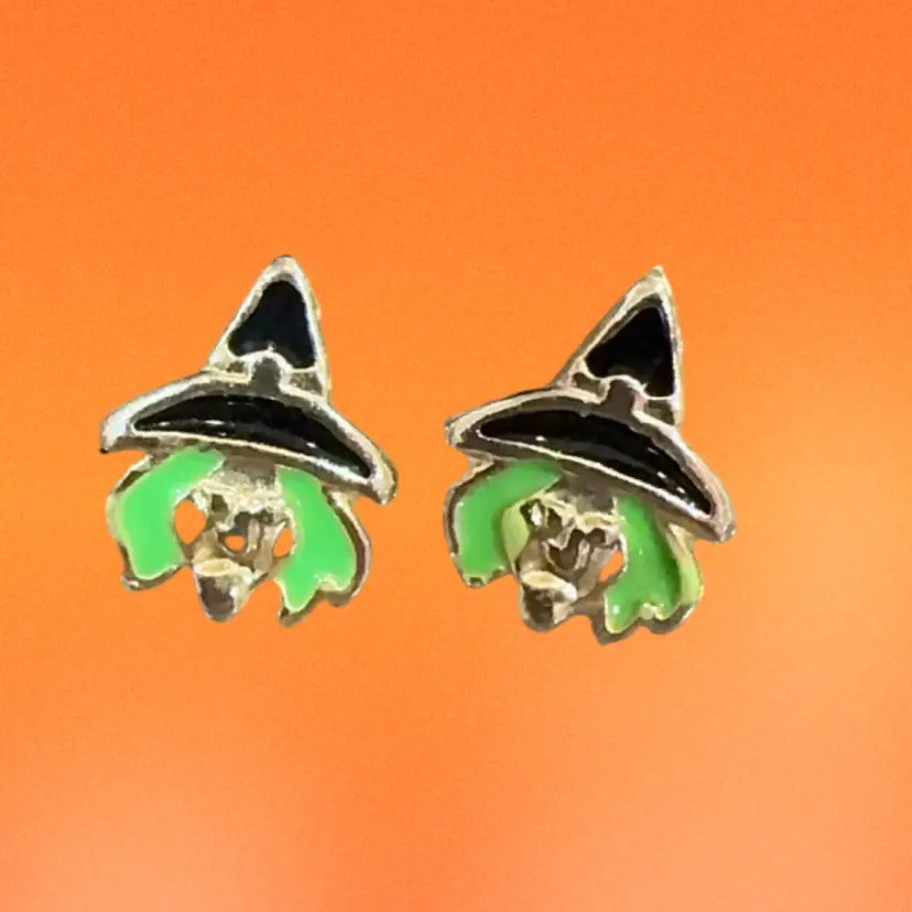 Vintage Witch Head Stud Earrings