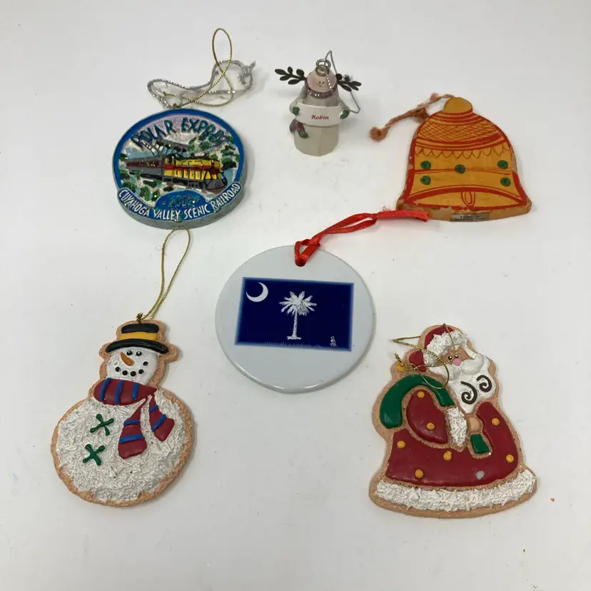 6 Pc Ornaments!