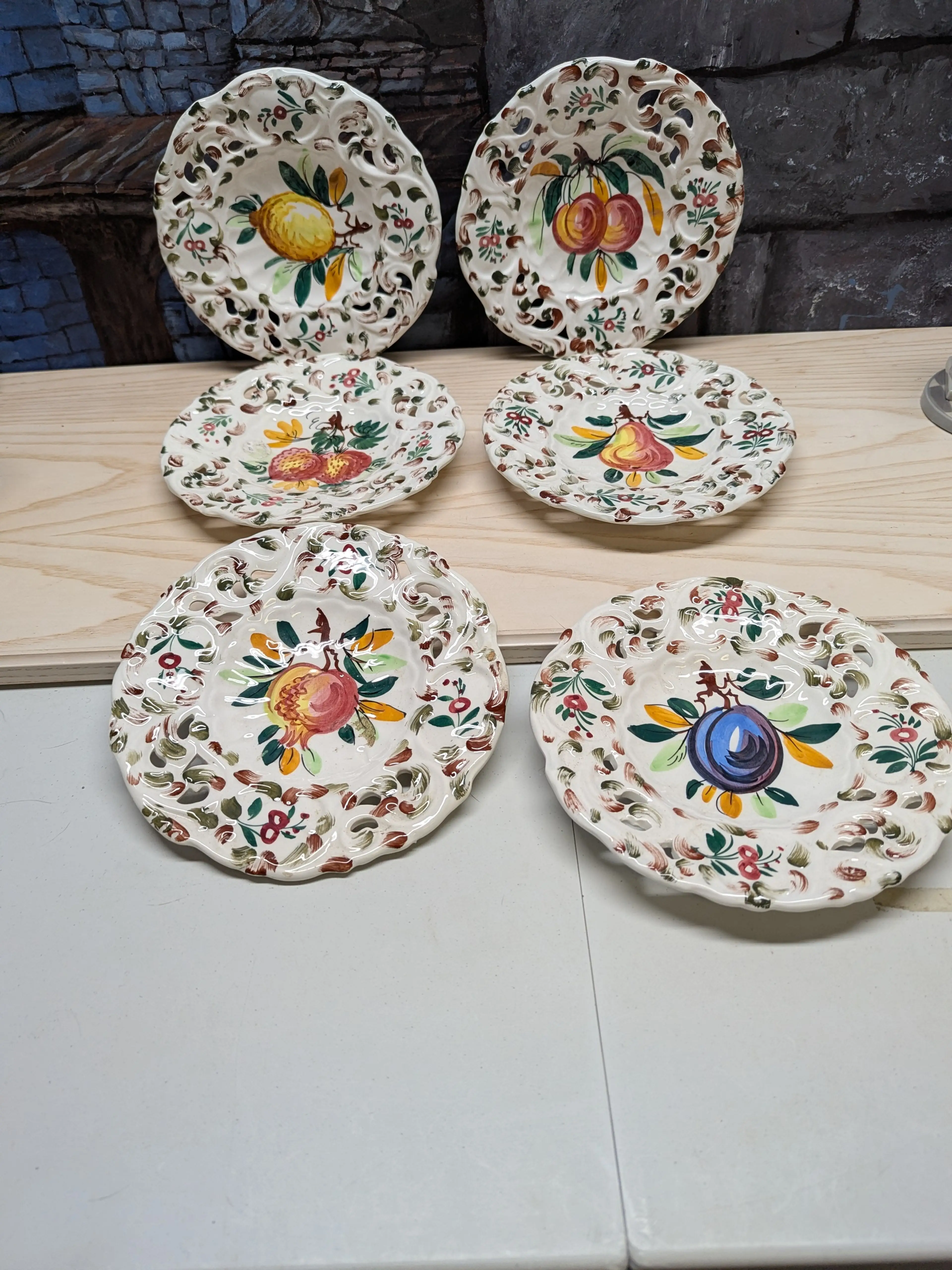 Image 4 of 16