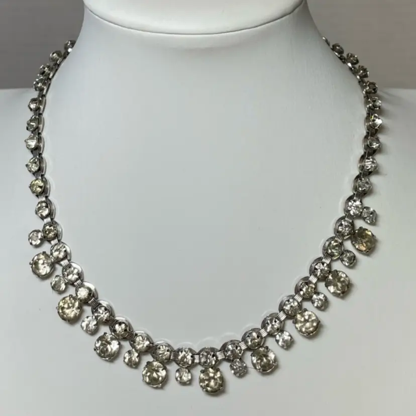 #15 - 1950s BOGOFF rhinestone collar necklace 15” Rhodium Plated