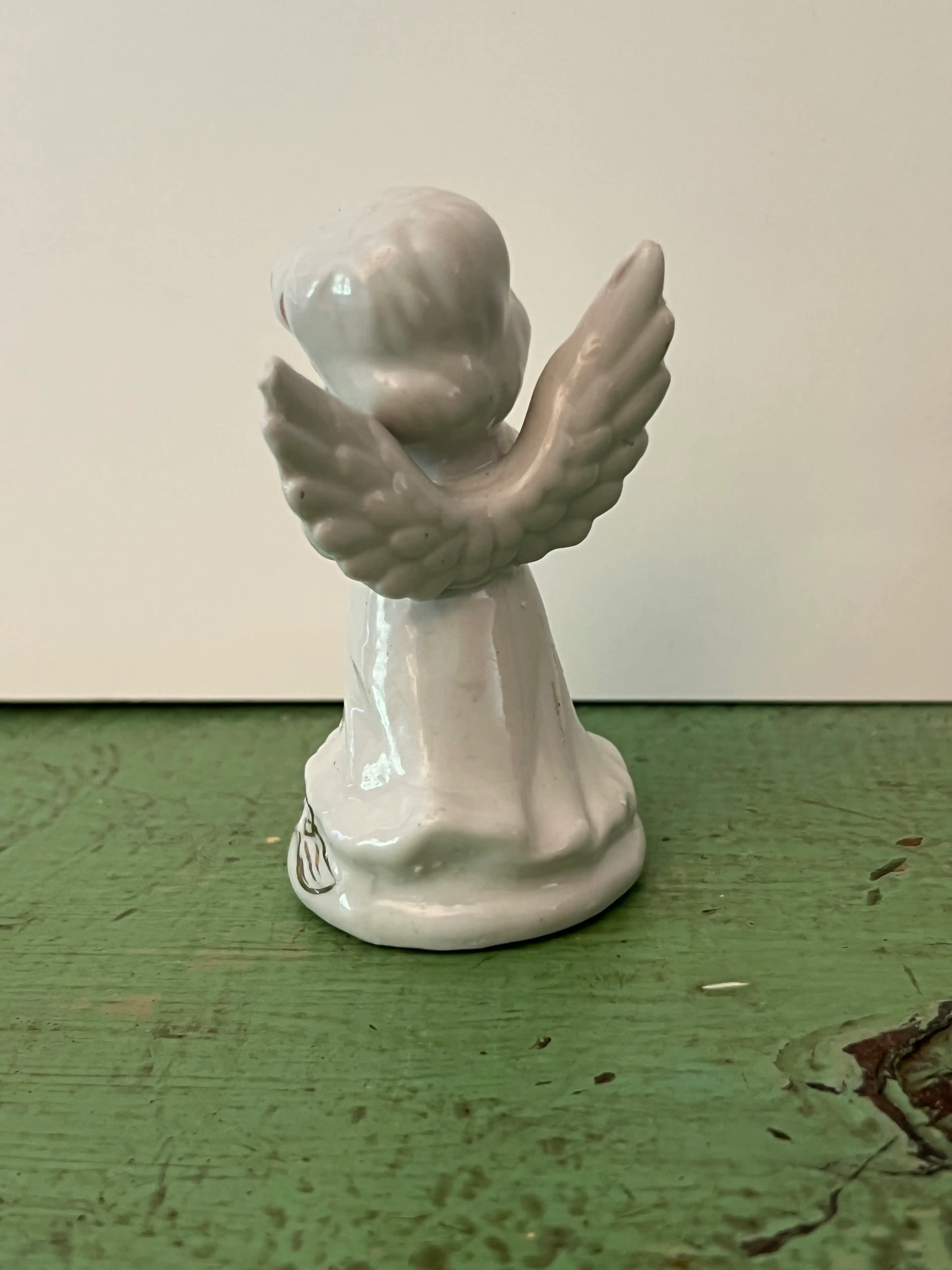 Image 2 of 6