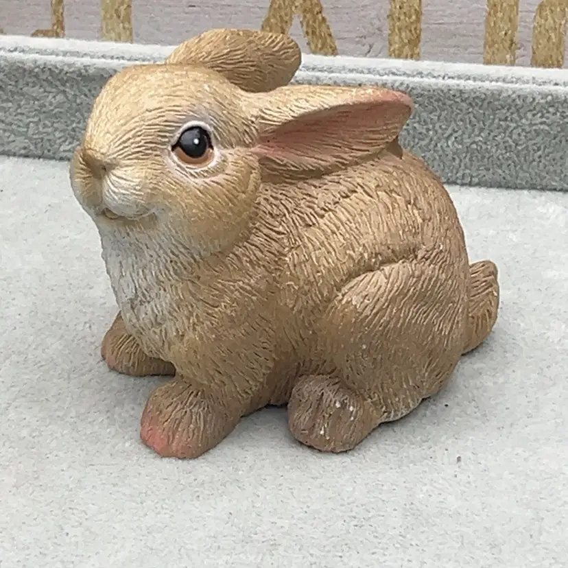 #01 Vintage 1980s-90s Brown Bunny Rabbit Resin Figurine Realistic Cottage Decor