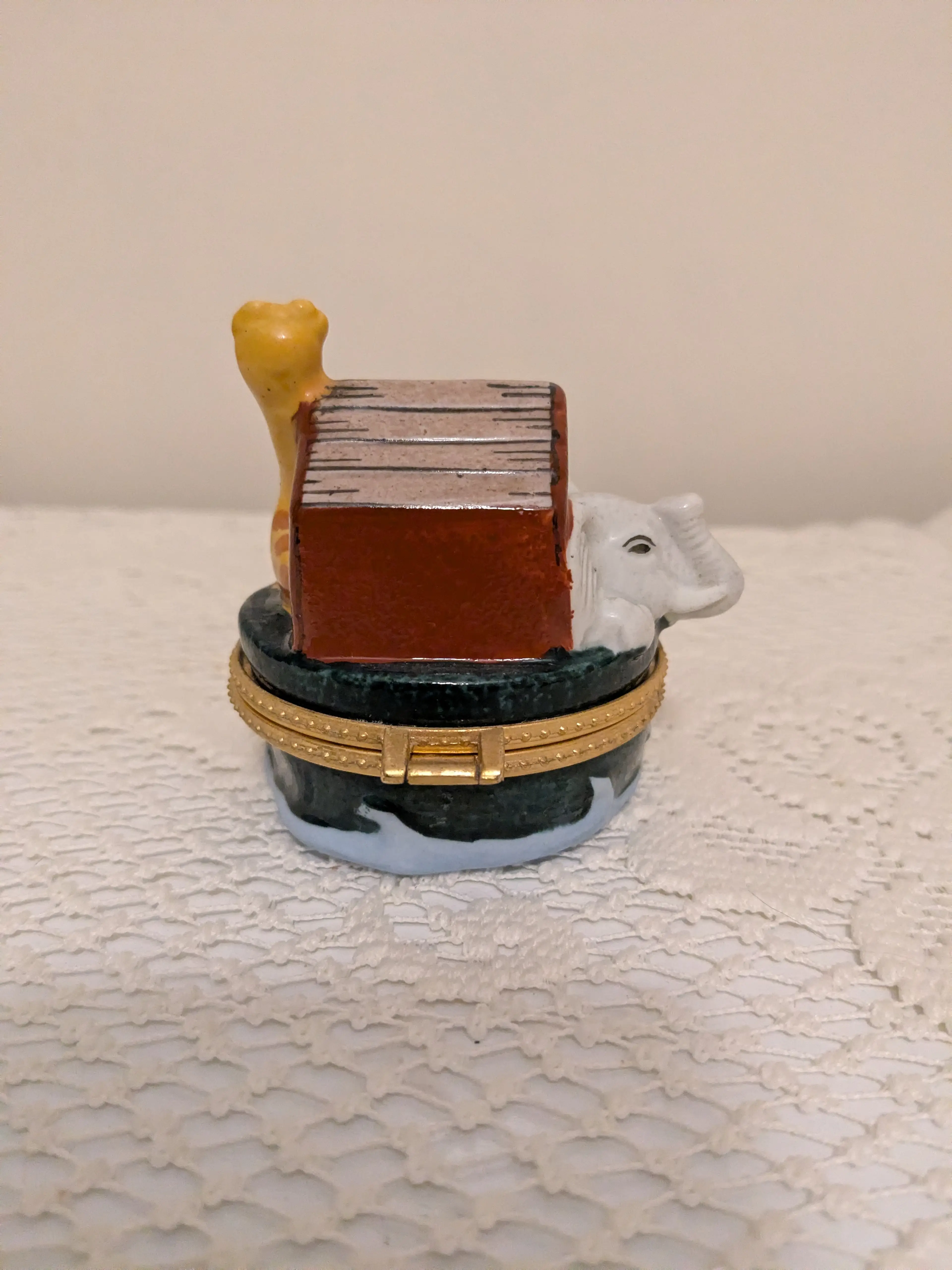 Image 2 of 5
