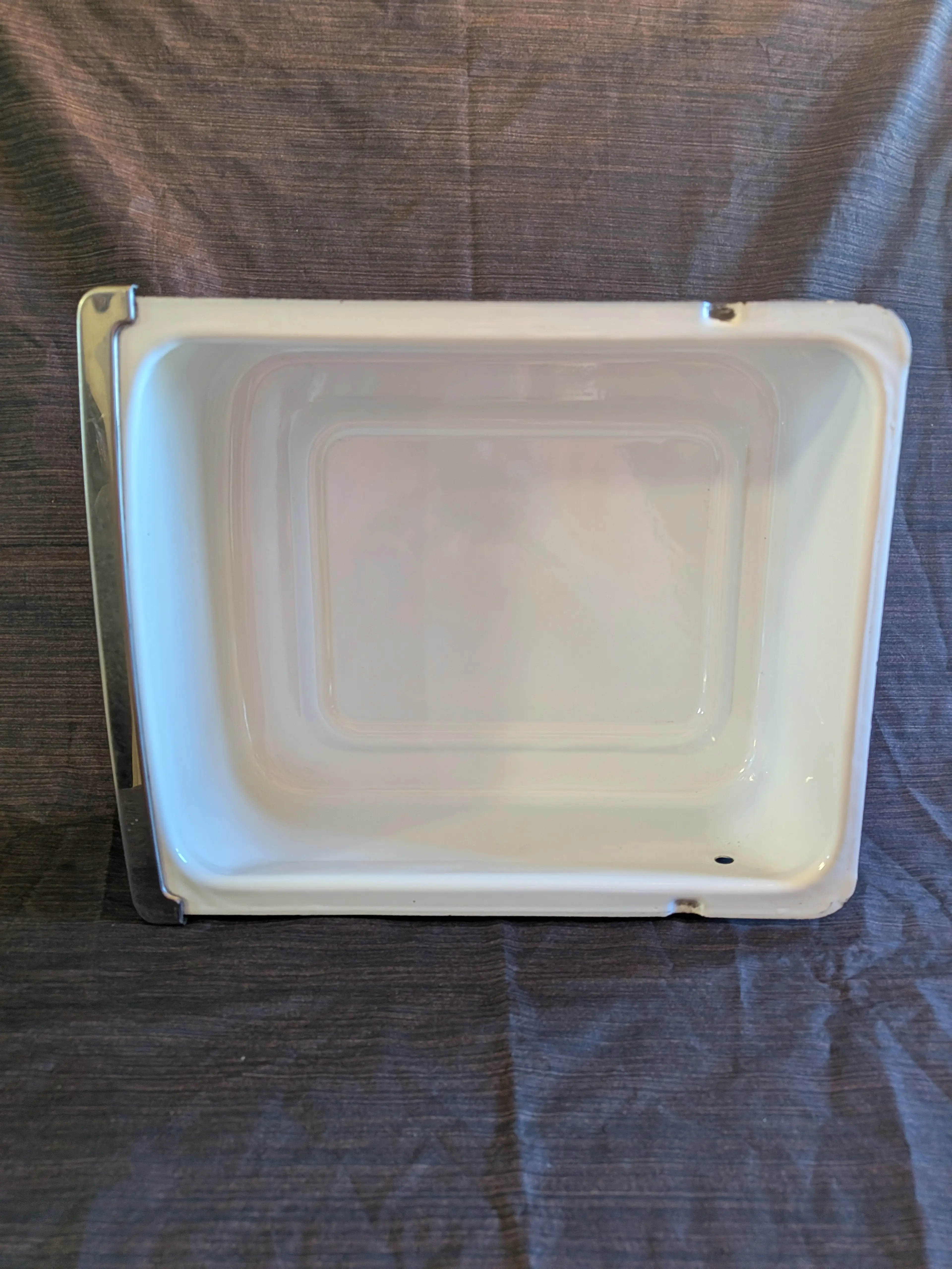 Image 3 of 4