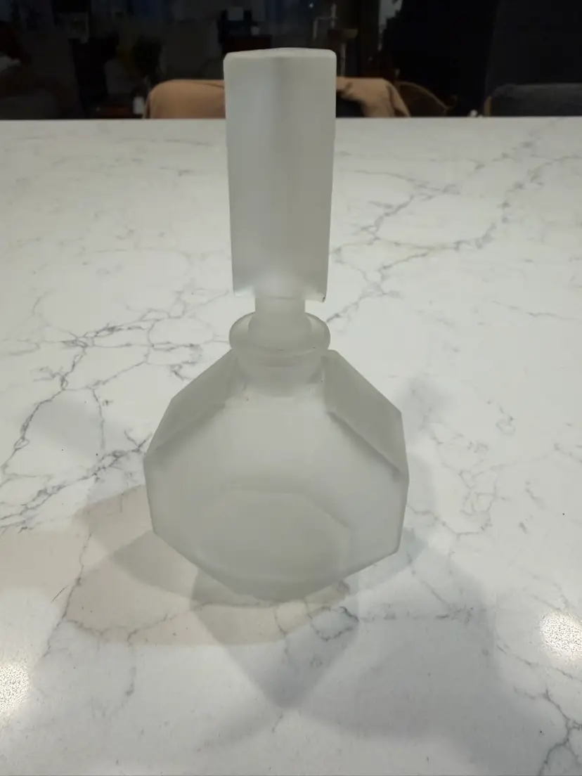 🪺Frosted Glass Perfume Bottle