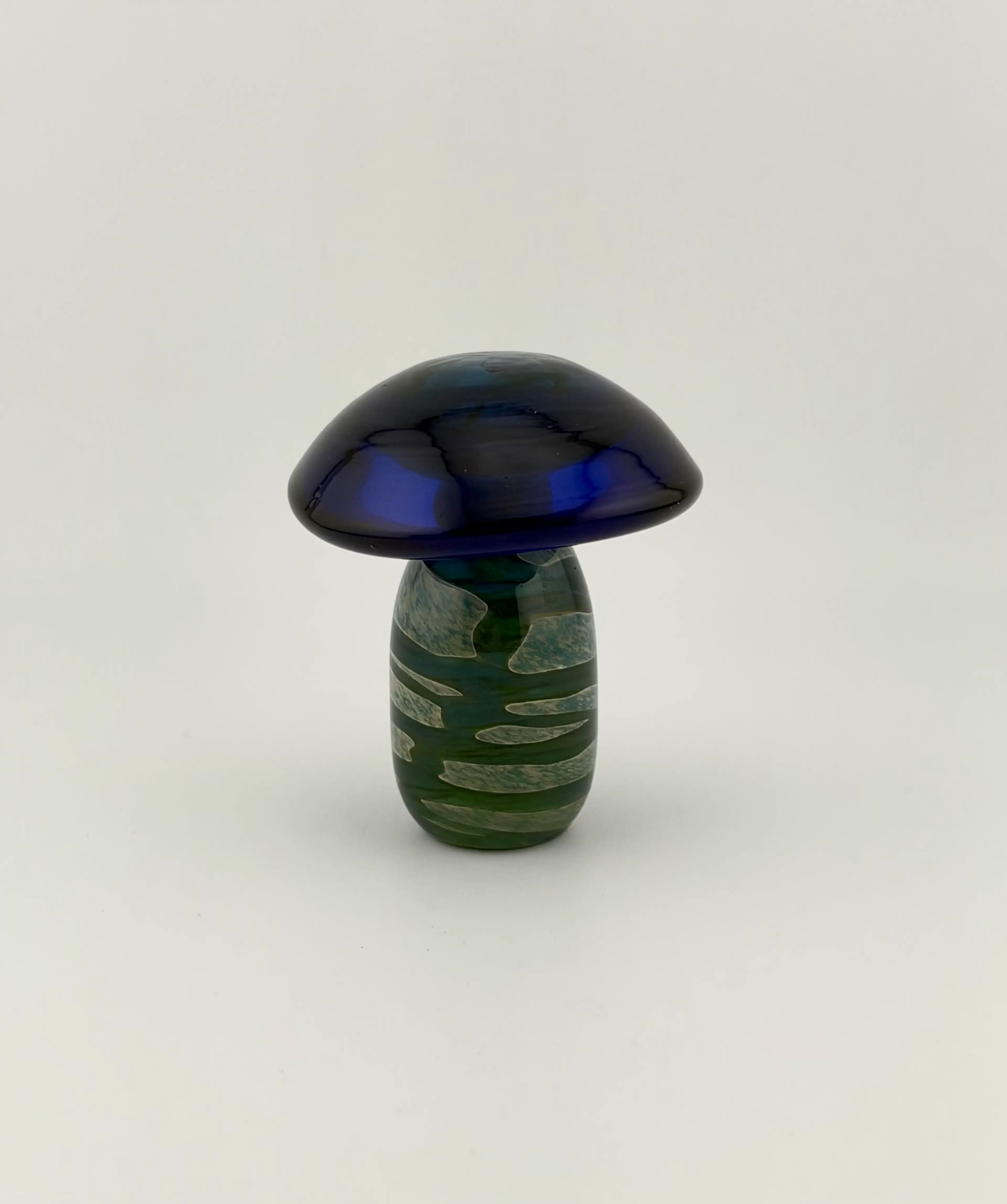 Image 4 of 8