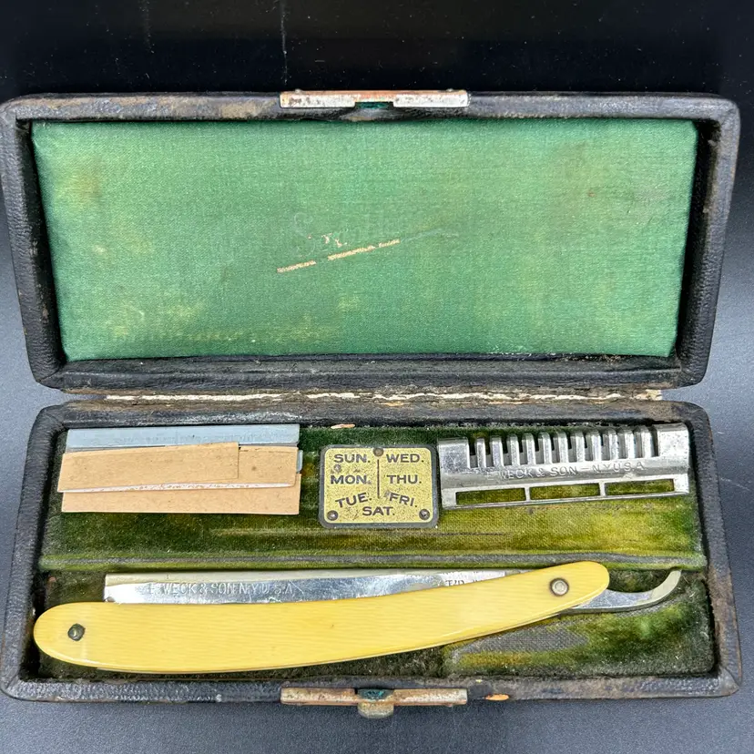 Vintage E Weck & Son Sextoblade Straight Razor Set Style B Case Extra Blades USA