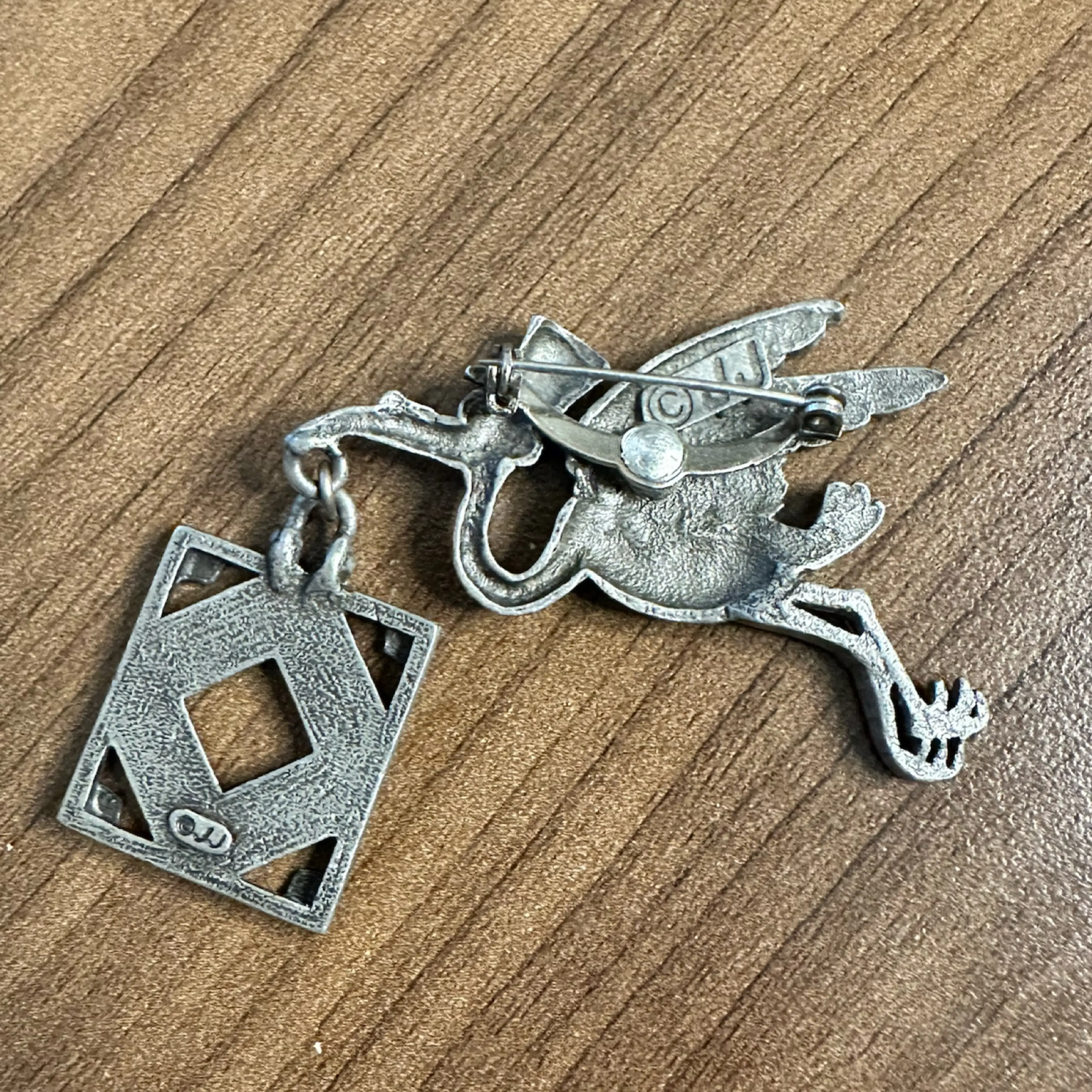 Image 2 of 2