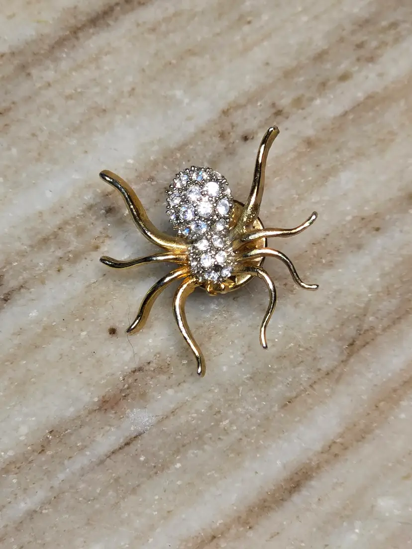#6 Sparkling Rhinestone Spider Brooch