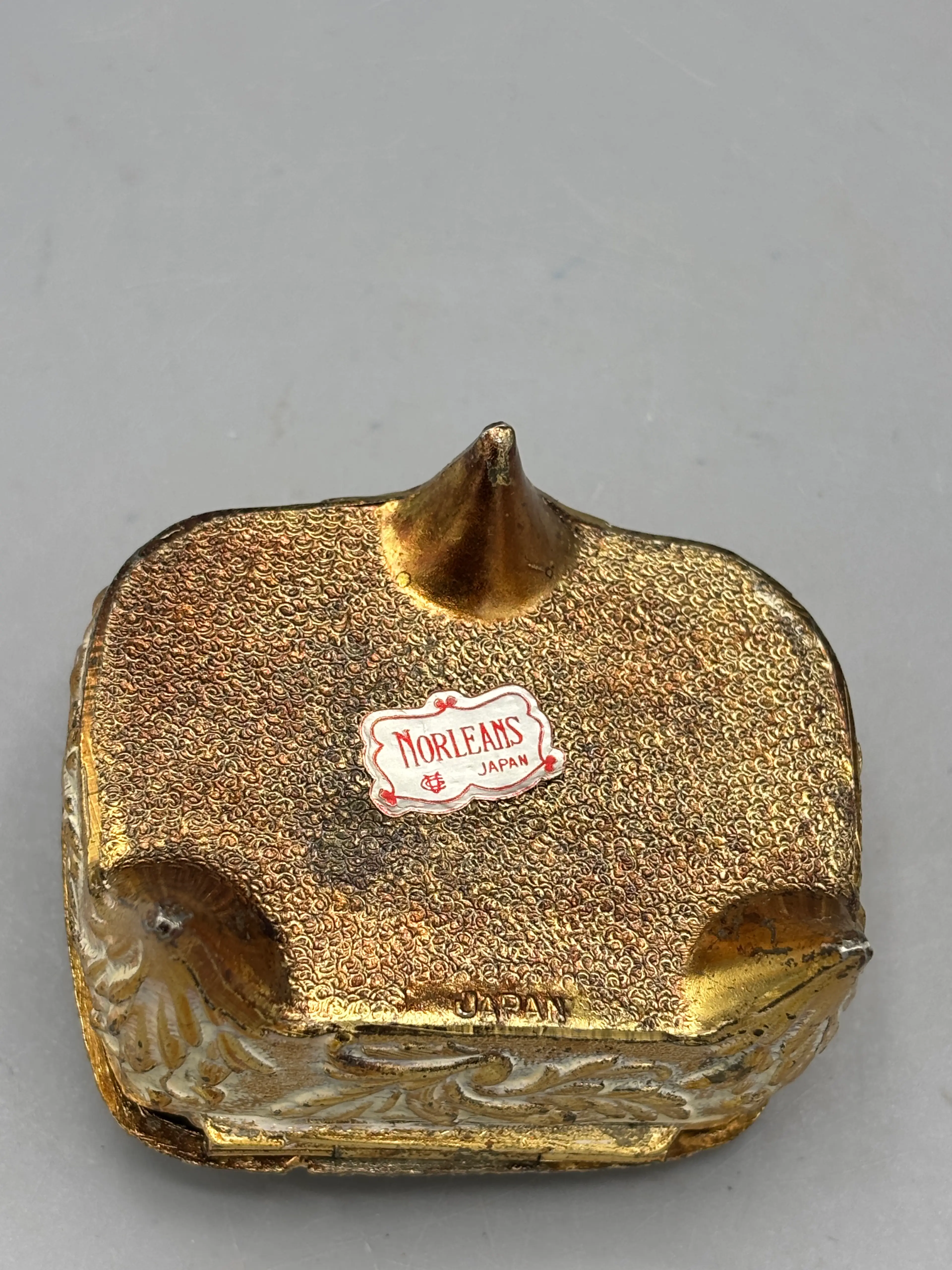 Image 4 of 5