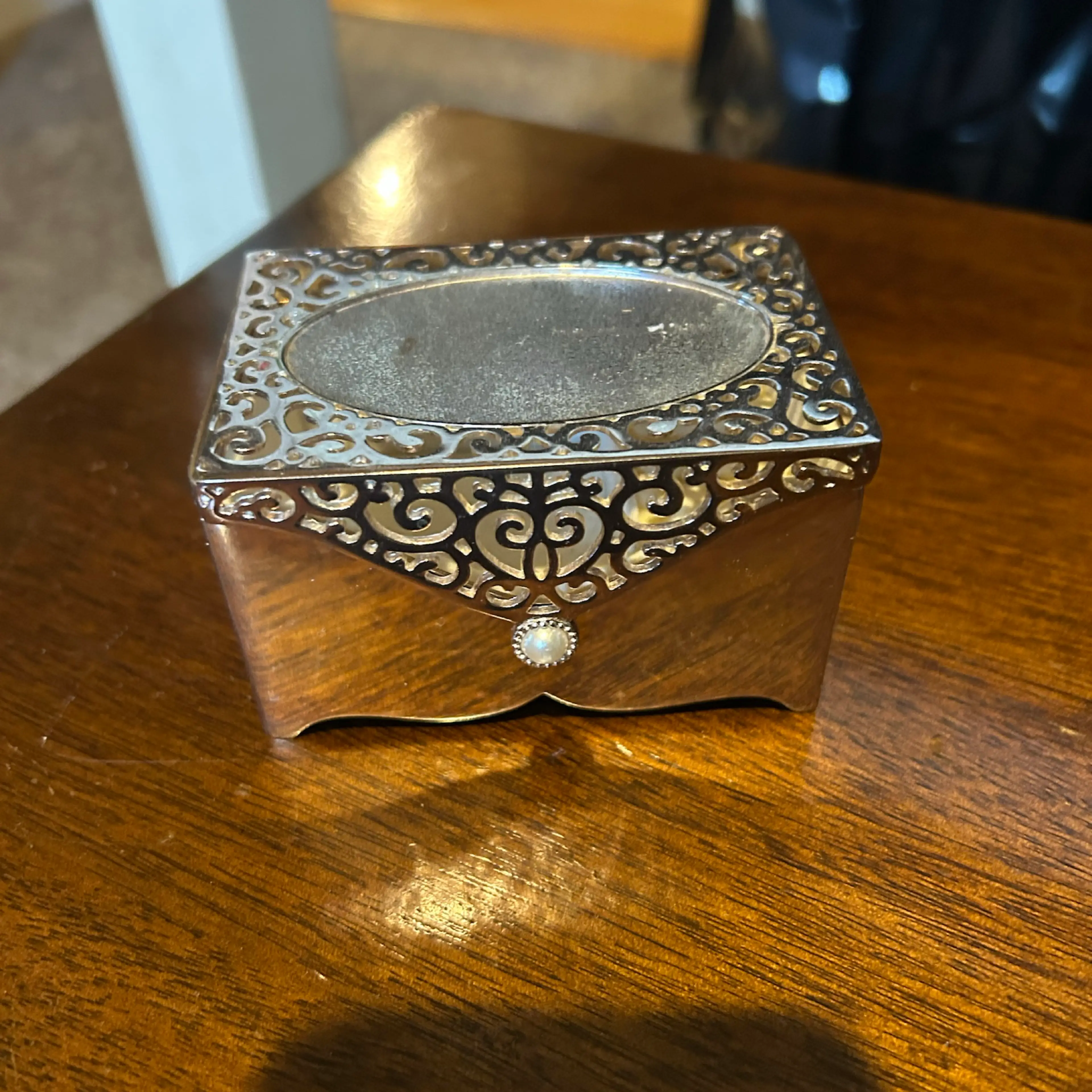 Image 2 of 5